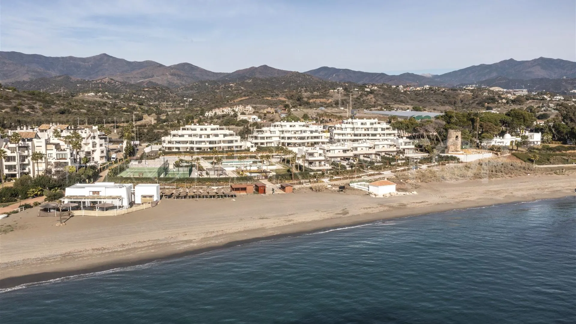 Villa in Estepona East for sale