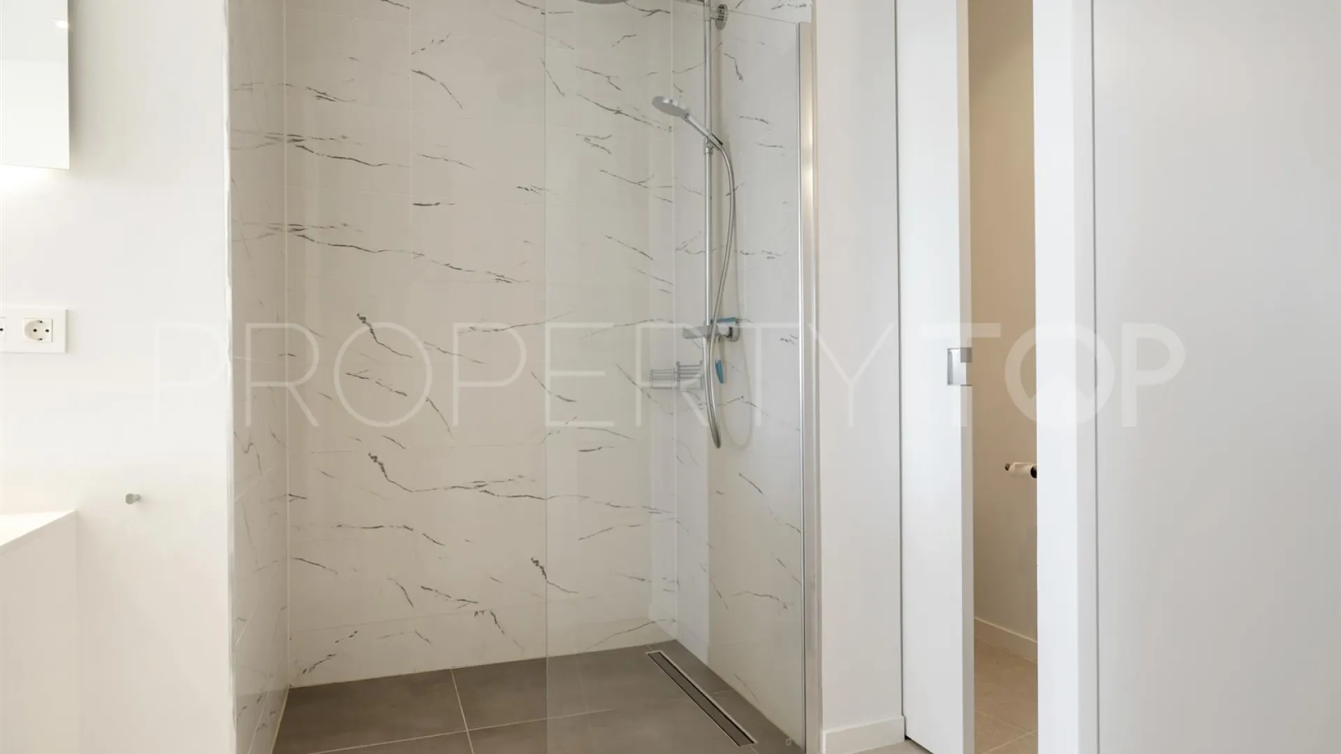 La Alqueria, villa con 5 dormitorios en venta