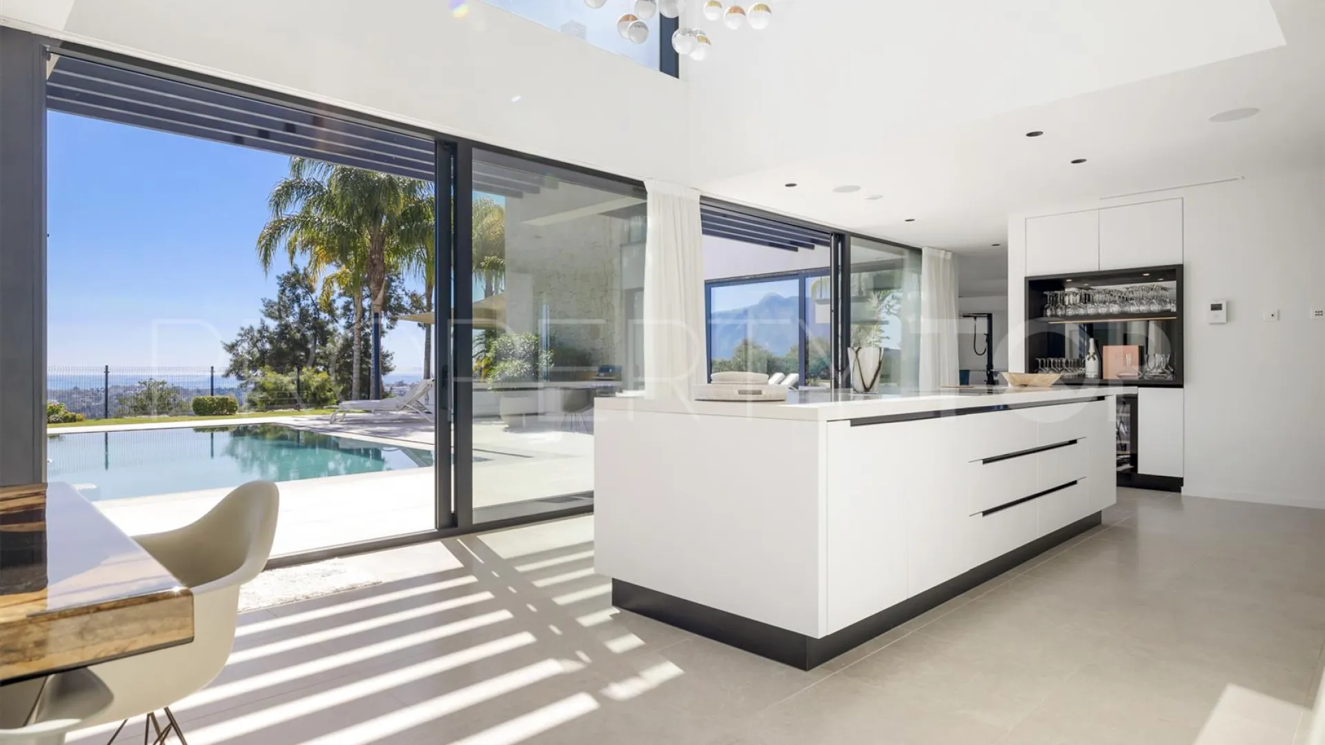 La Alqueria, villa con 5 dormitorios en venta