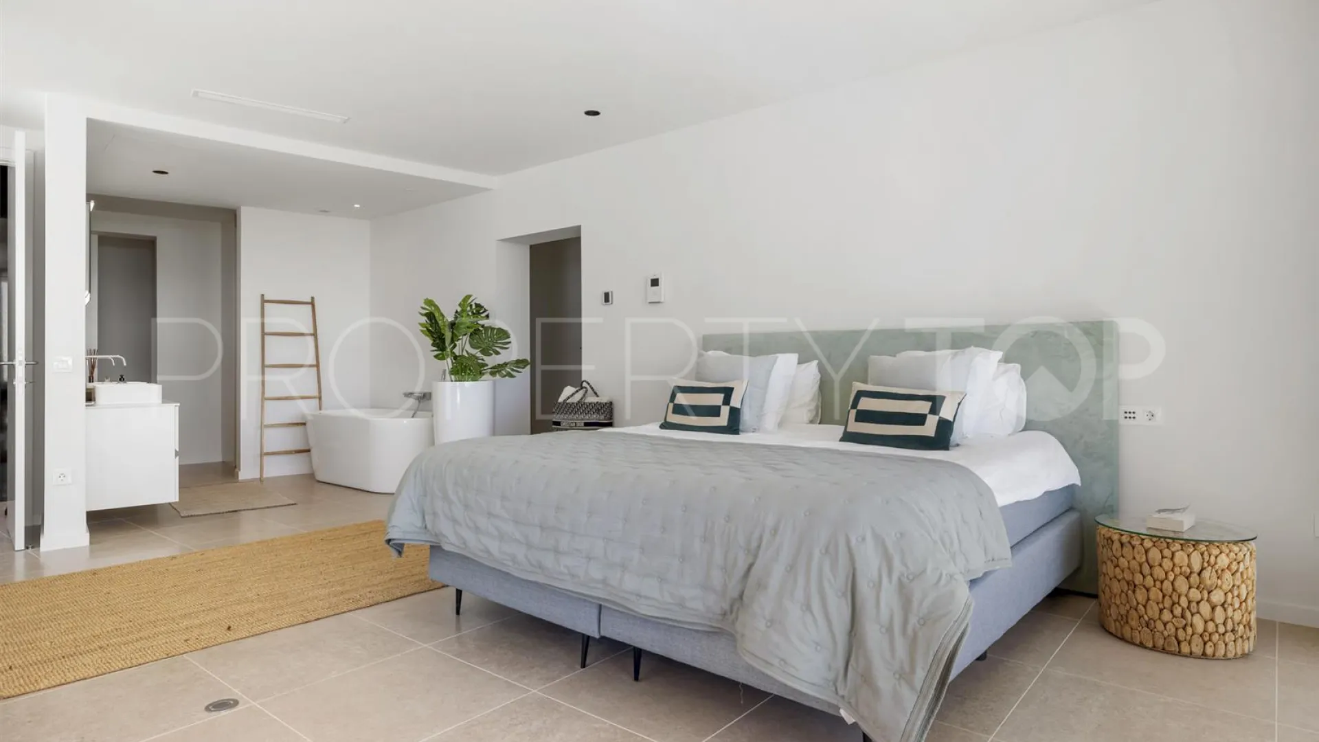 La Alqueria, villa con 5 dormitorios en venta