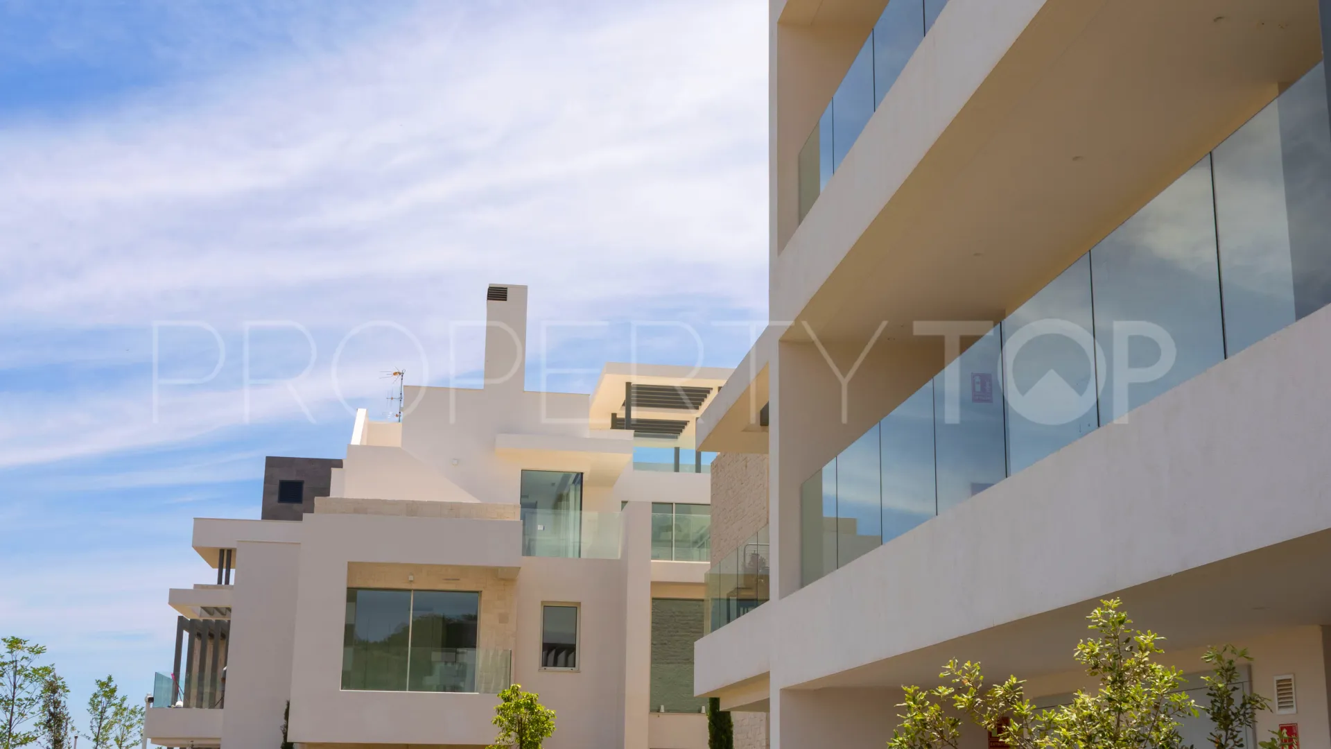 For sale La Mairena ground floor apartment