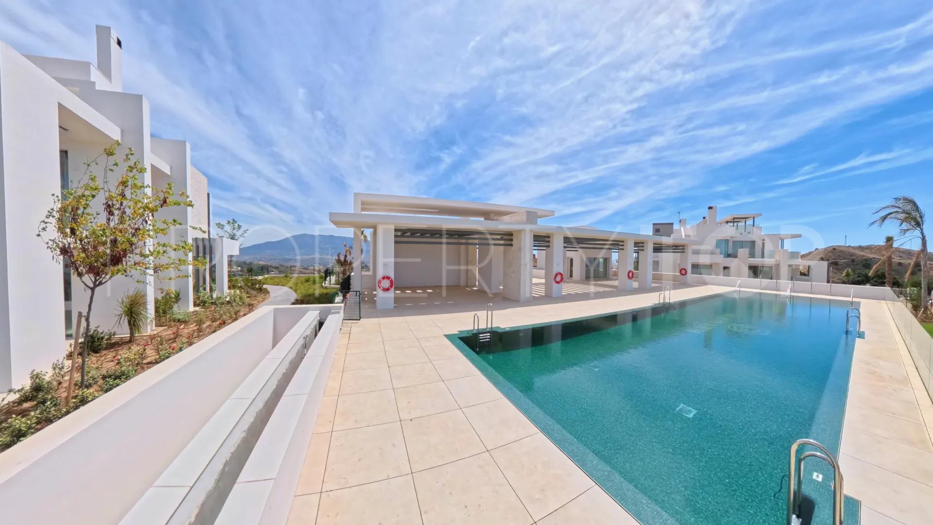 For sale La Mairena ground floor apartment