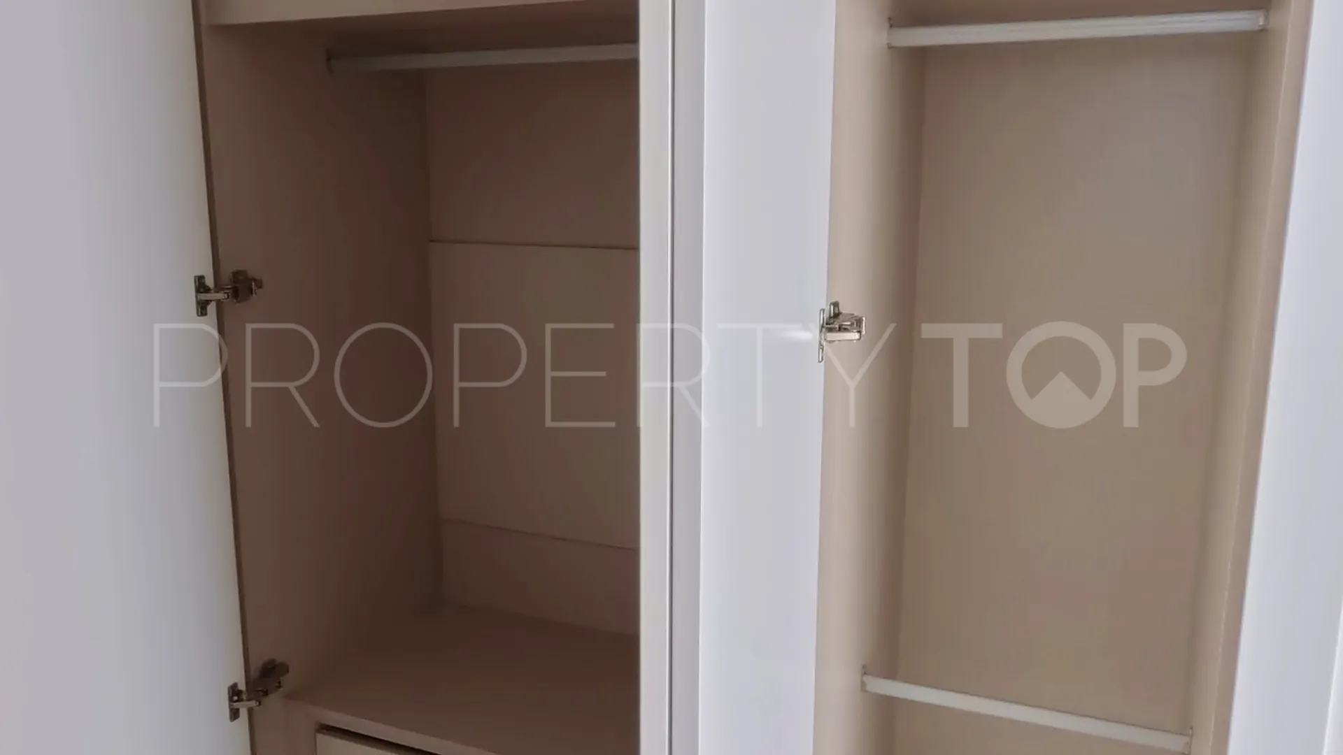 For sale La Mairena ground floor apartment