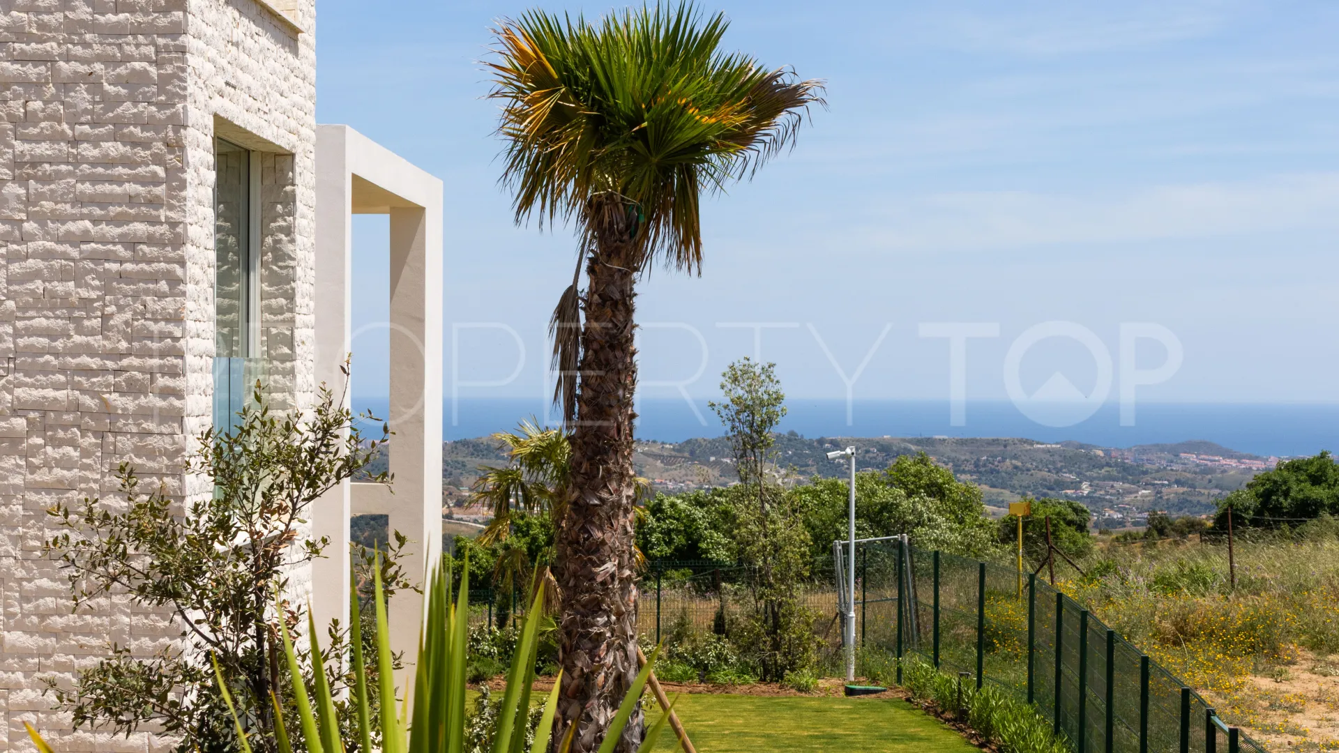 For sale La Mairena ground floor apartment