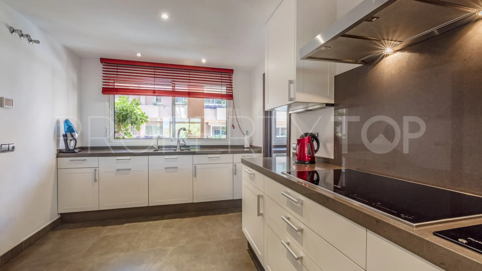 Magna Marbella, apartamento en venta