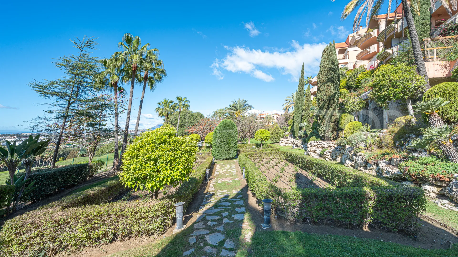 Magna Marbella, apartamento en venta