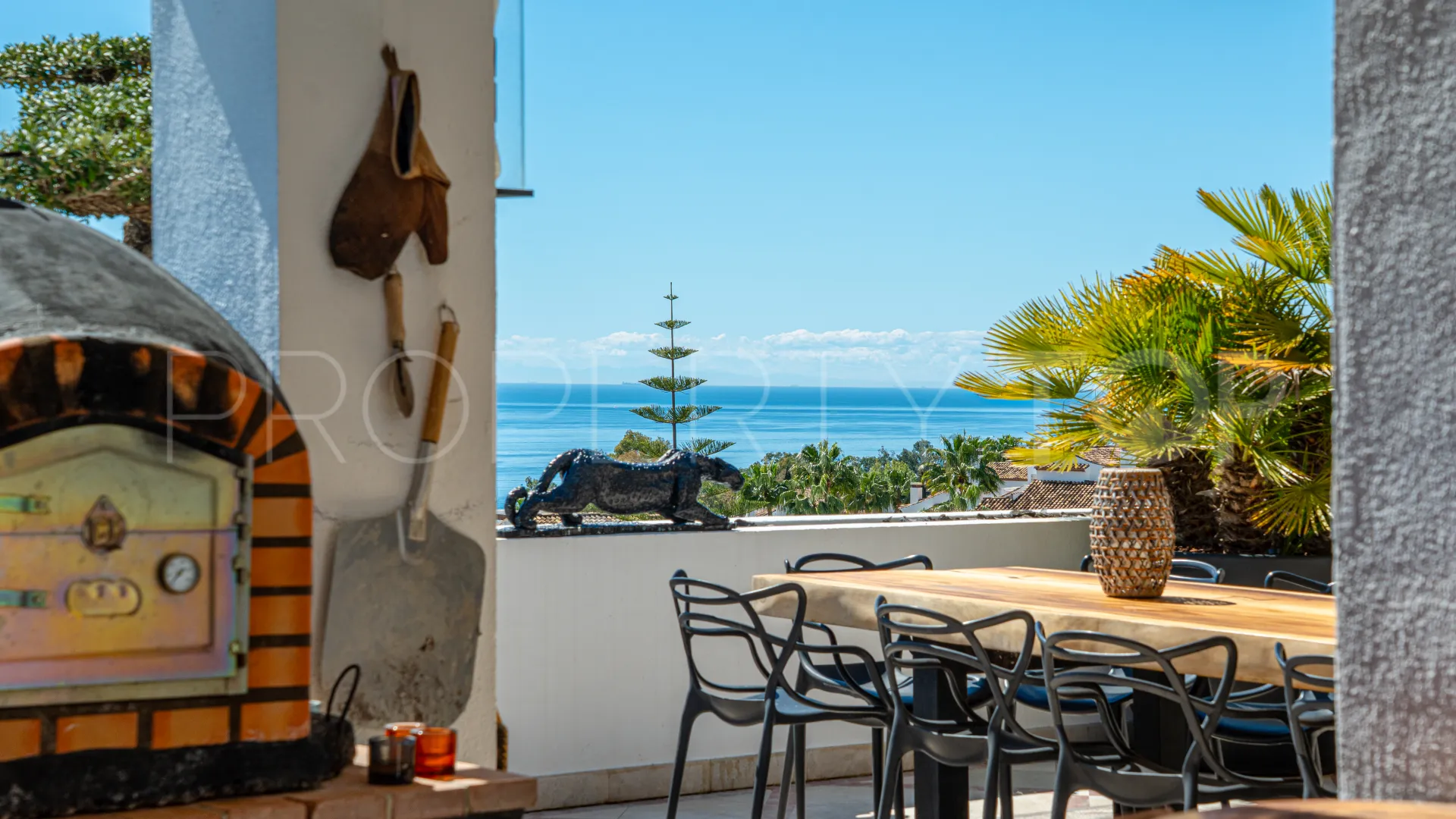 For sale duplex penthouse in Marbella Golden Mile