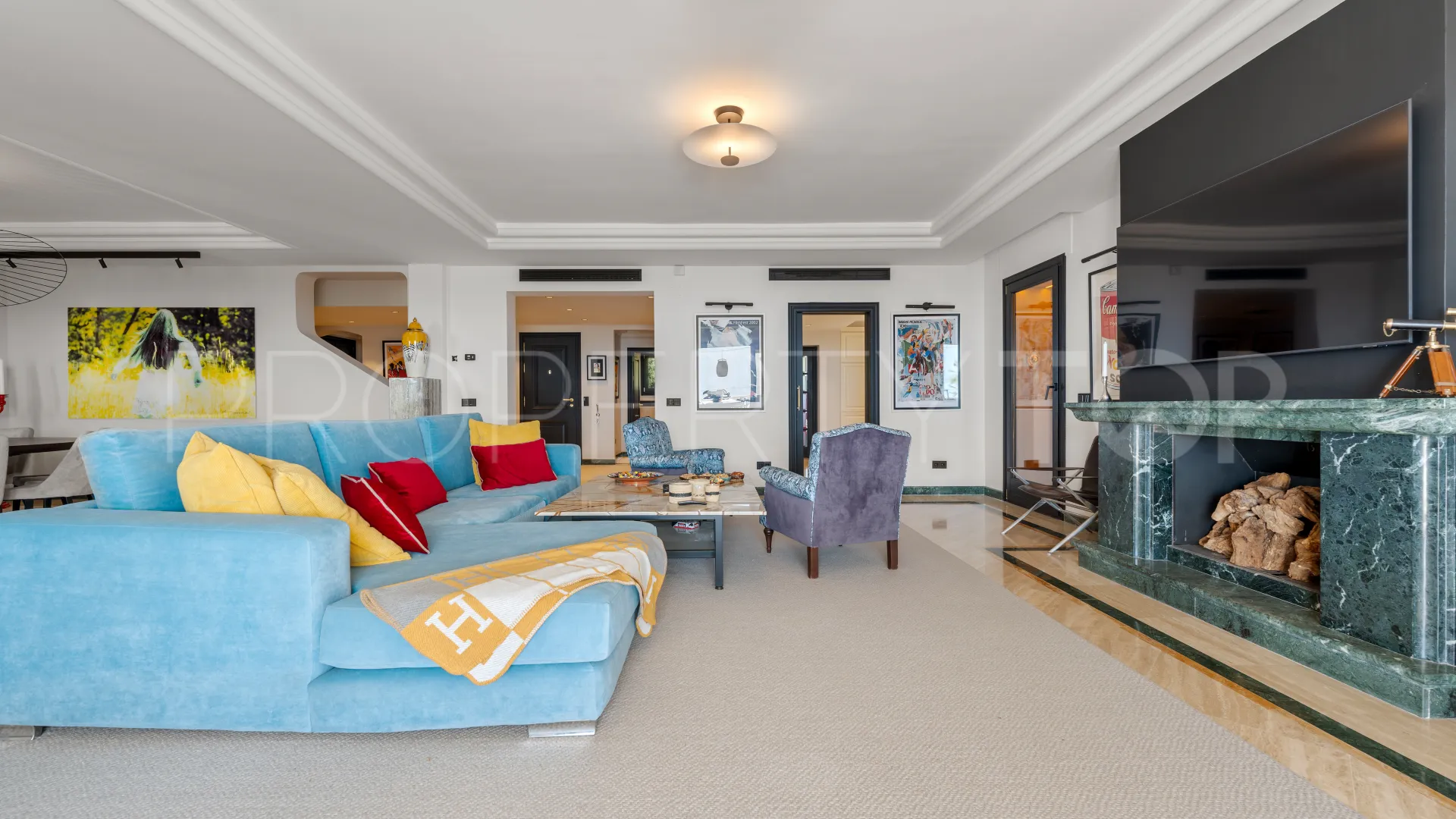 For sale duplex penthouse in Marbella Golden Mile