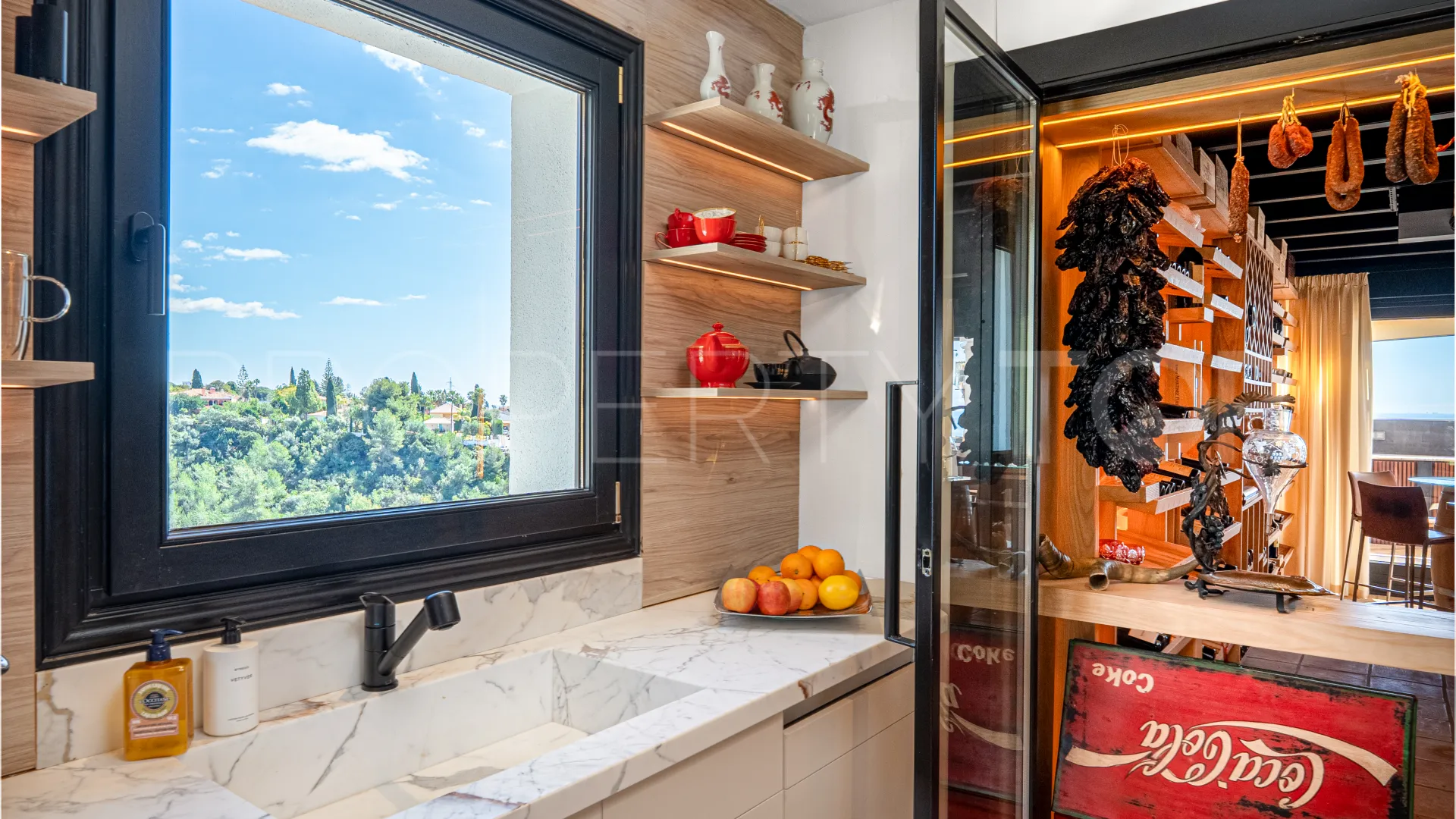 For sale duplex penthouse in Marbella Golden Mile