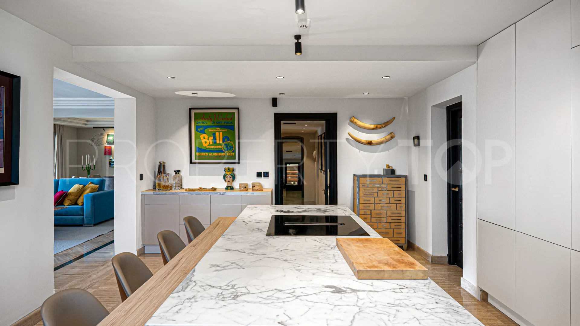 For sale duplex penthouse in Marbella Golden Mile
