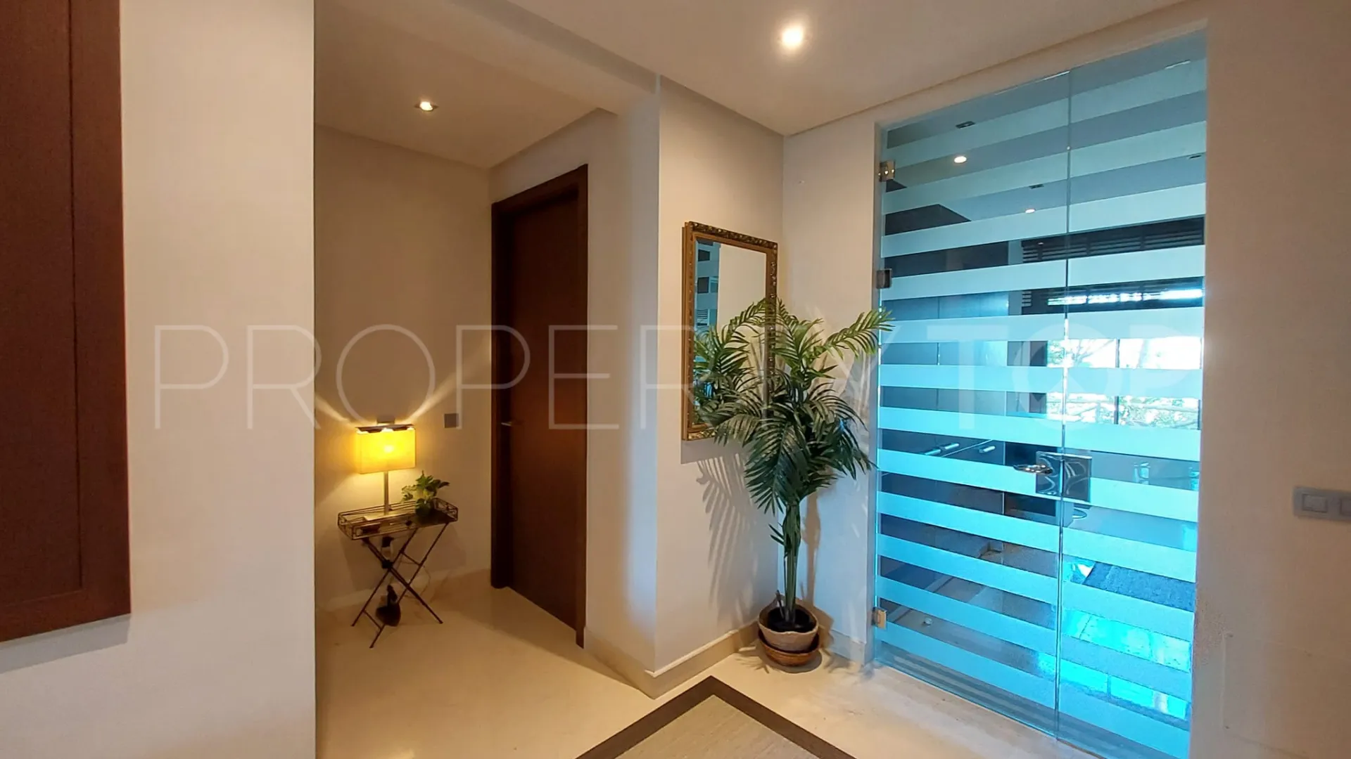 Apartamento planta baja con 2 dormitorios en venta en Mirador del Paraiso
