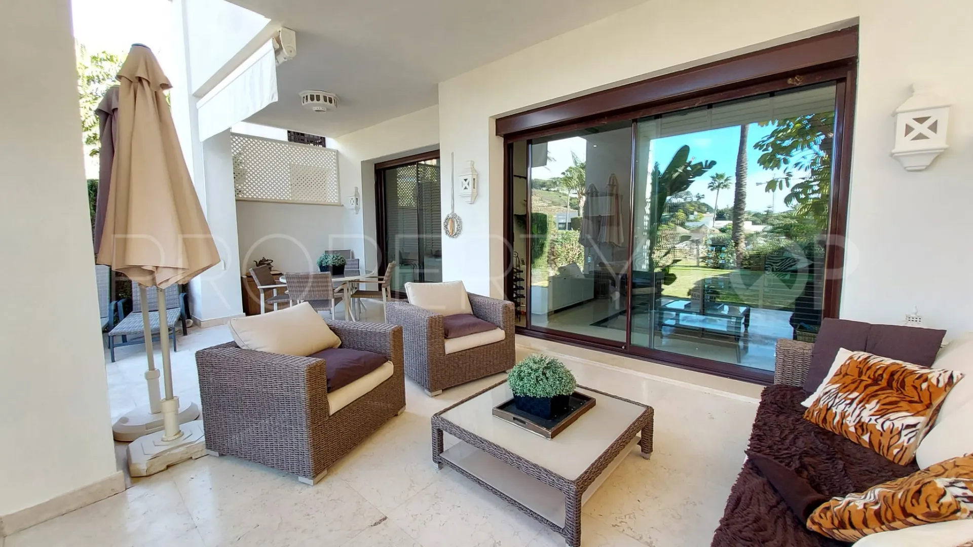Apartamento planta baja con 2 dormitorios en venta en Mirador del Paraiso