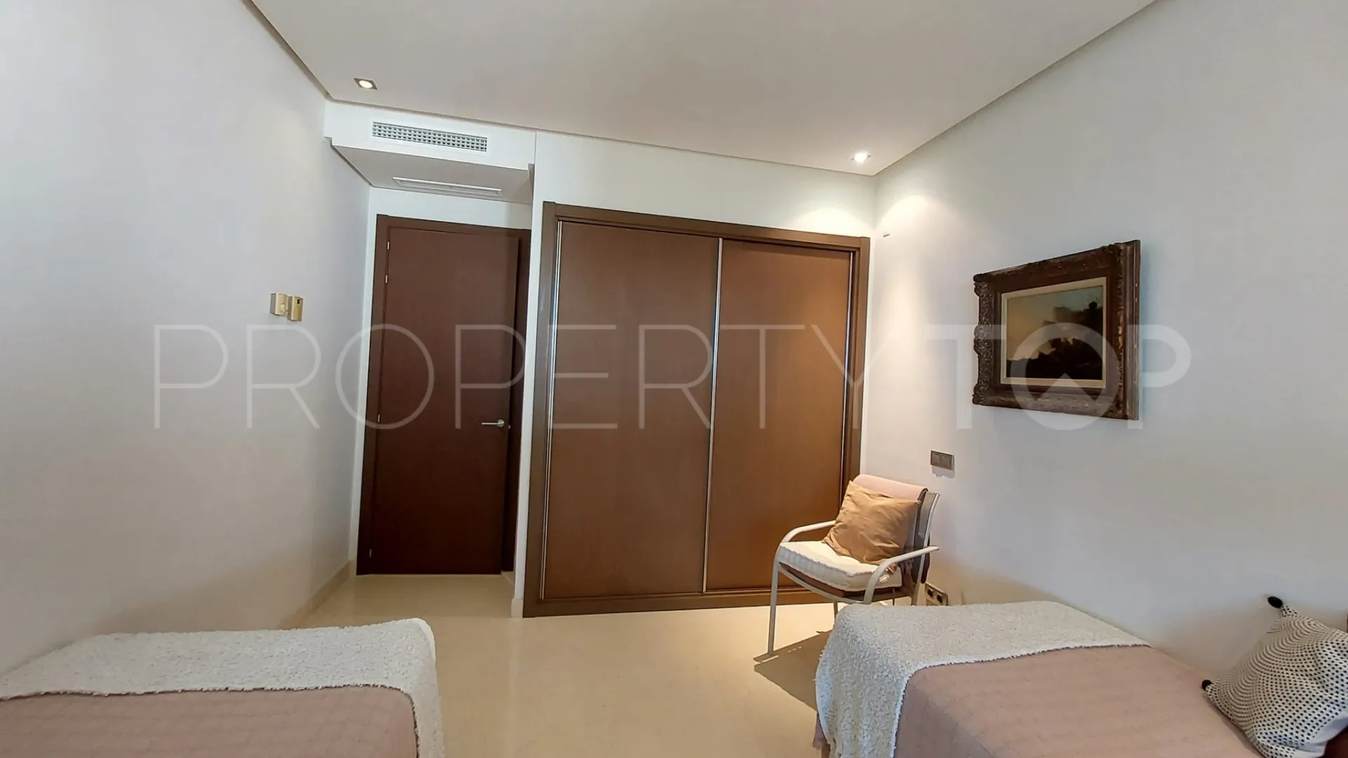 Apartamento planta baja con 2 dormitorios en venta en Mirador del Paraiso