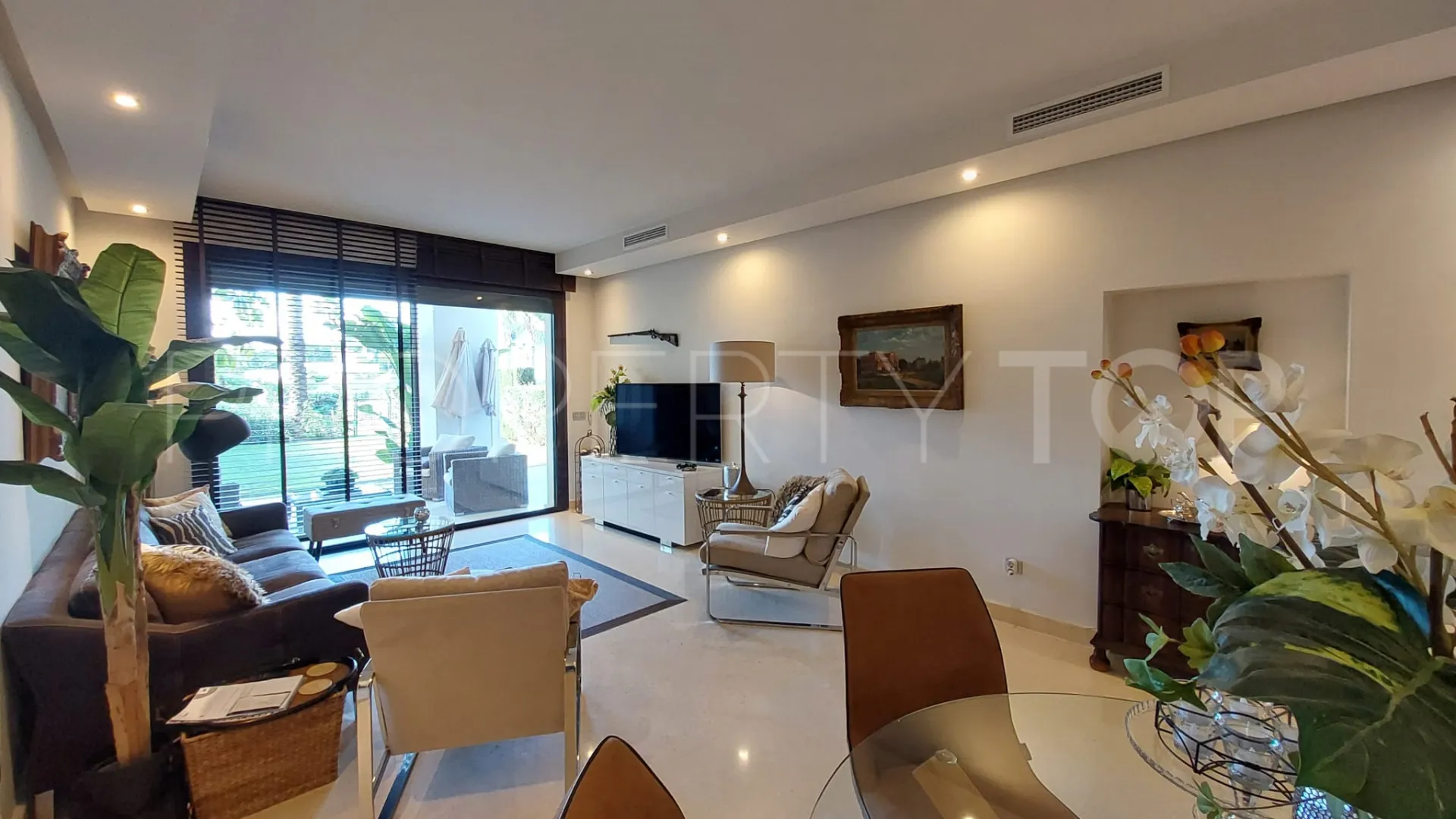 Apartamento planta baja con 2 dormitorios en venta en Mirador del Paraiso