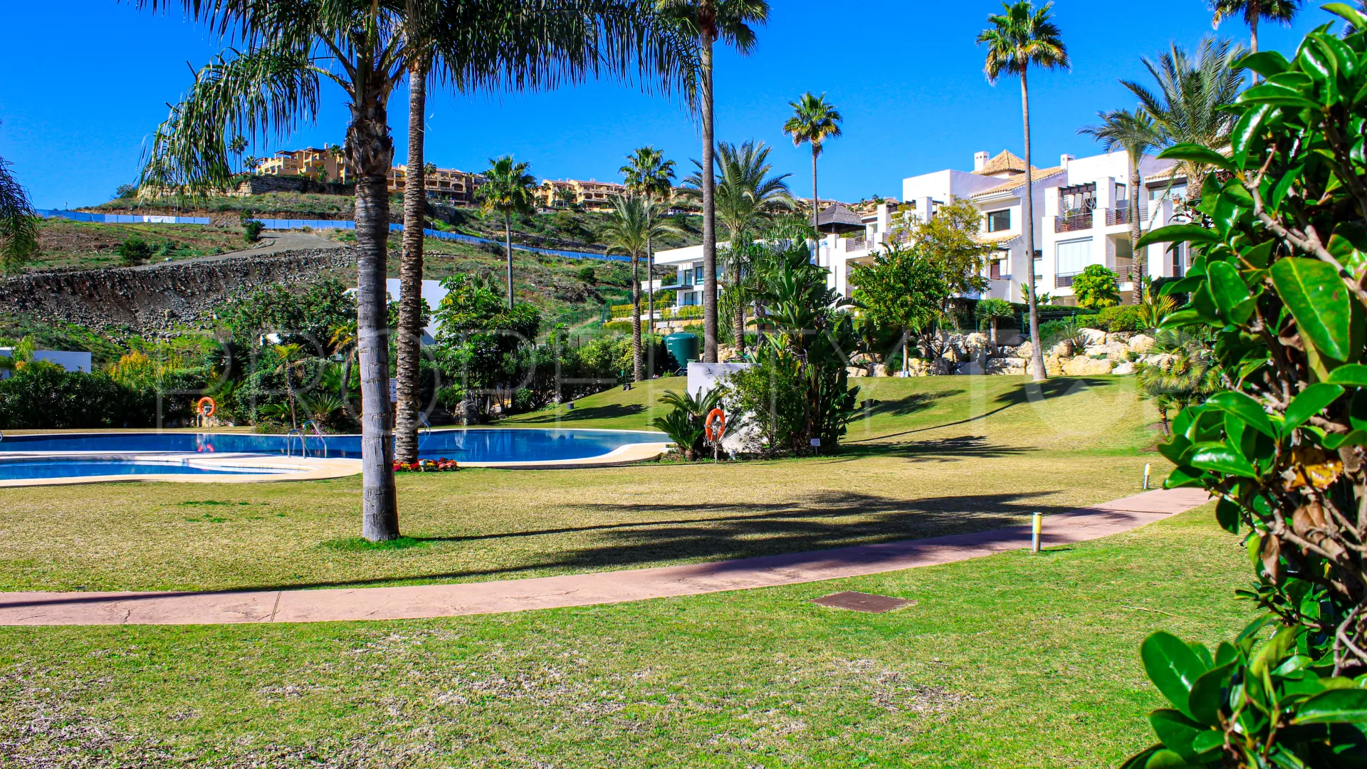 Apartamento planta baja con 2 dormitorios en venta en Mirador del Paraiso