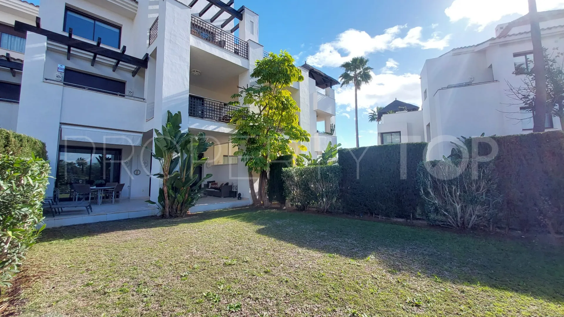 Apartamento planta baja con 2 dormitorios en venta en Mirador del Paraiso