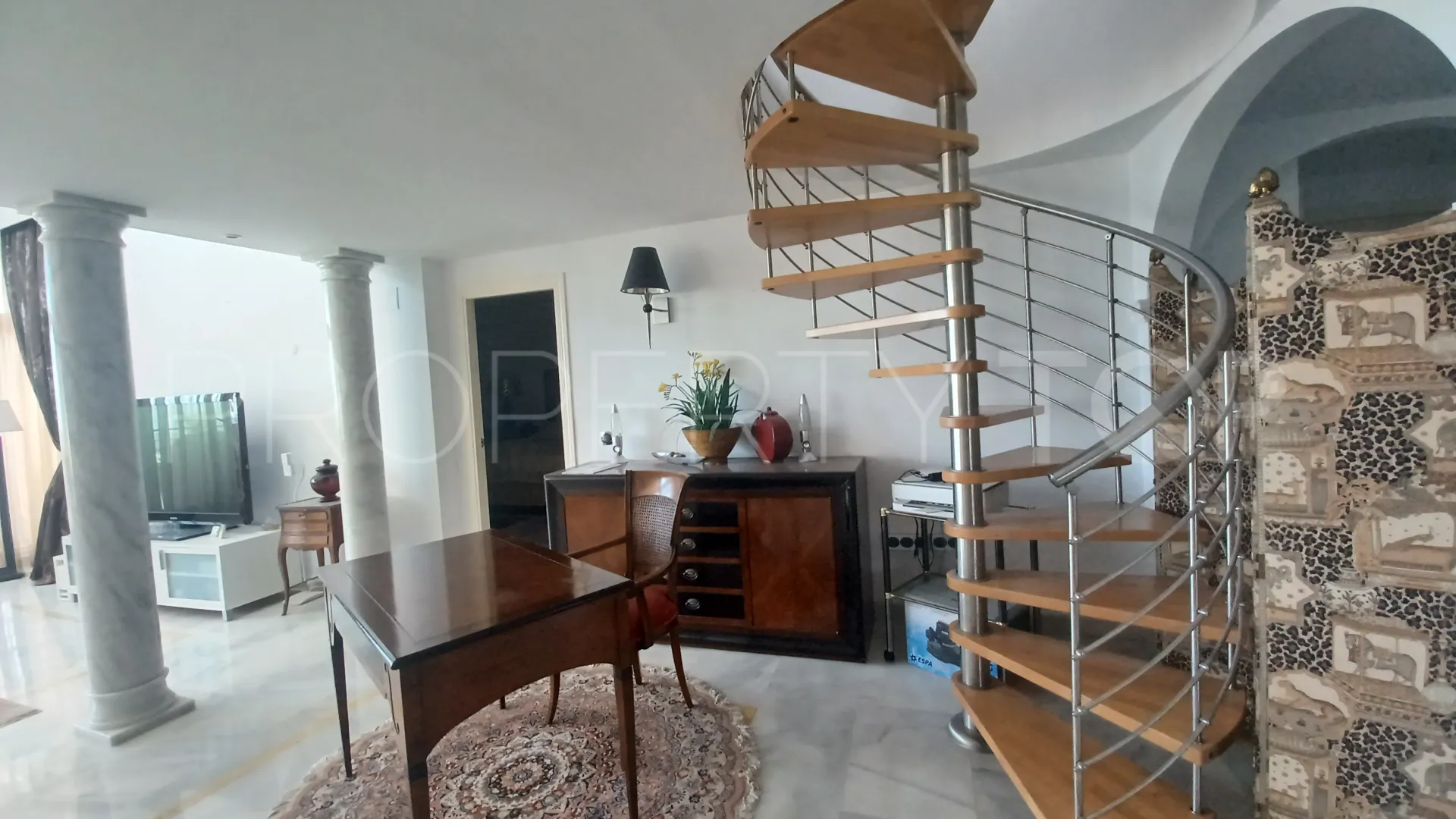 Magna Marbella, atico duplex en venta con 3 dormitorios