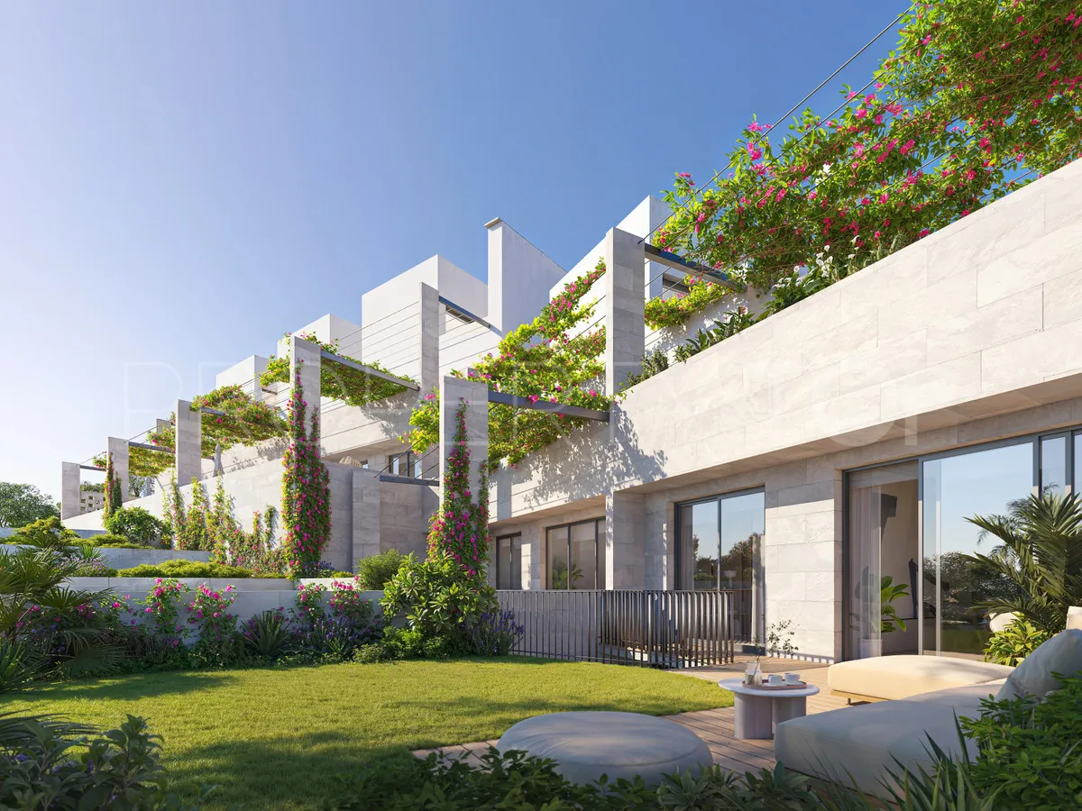 Apartamento planta baja en venta en Estepona Este con 2 dormitorios