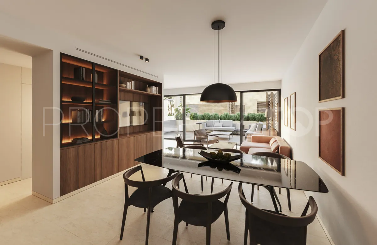 Apartamento planta baja en venta en Estepona Este con 2 dormitorios