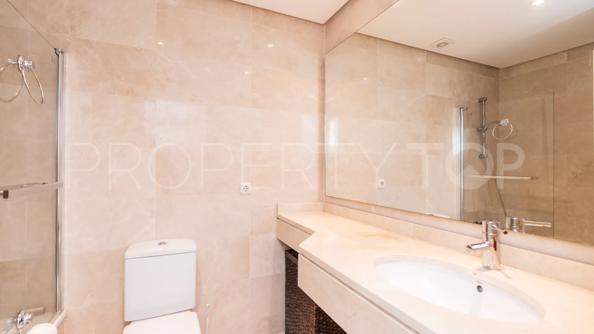 Alcazaba Lagoon, apartamento planta baja en venta