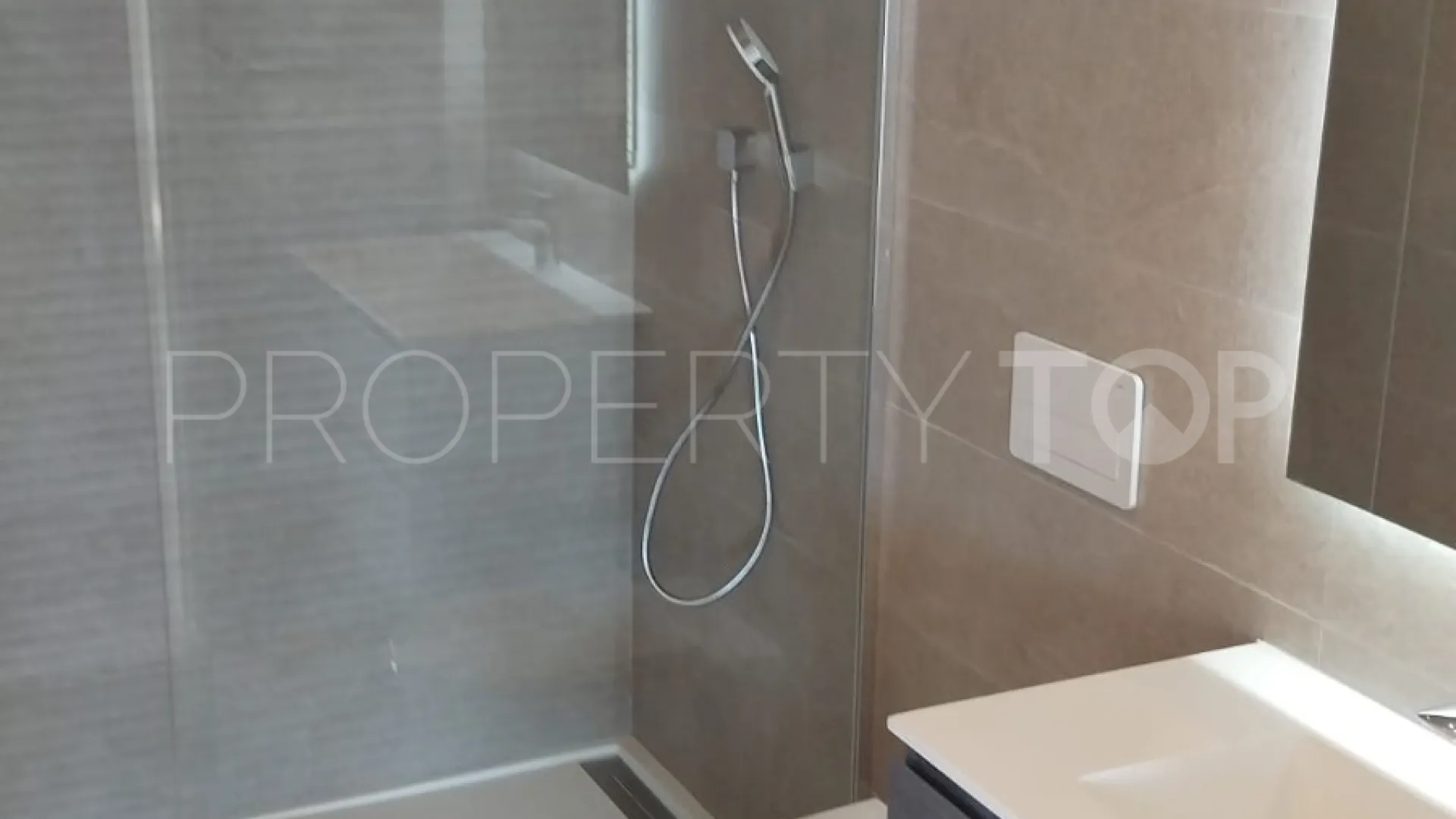 For sale Alcazaba Lagoon 2 bedrooms apartment
