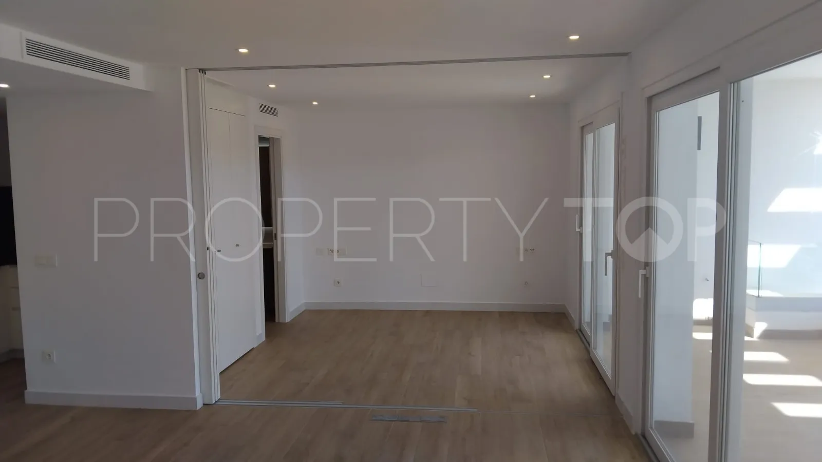 For sale Alcazaba Lagoon 2 bedrooms apartment