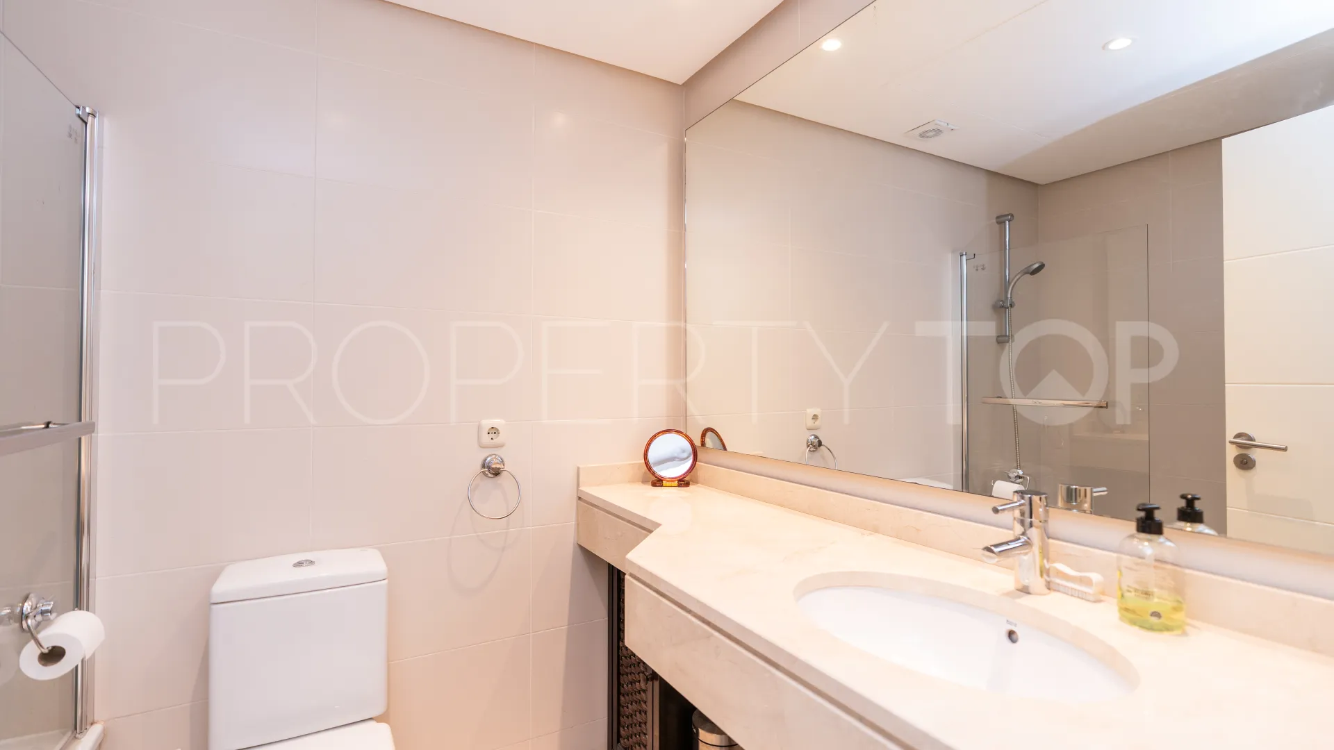 Alcazaba Lagoon, apartamento planta baja en venta