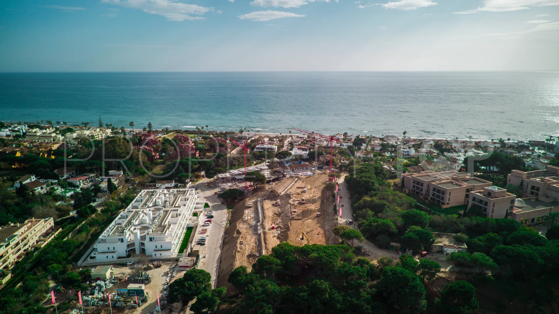 For sale town house in Elviria