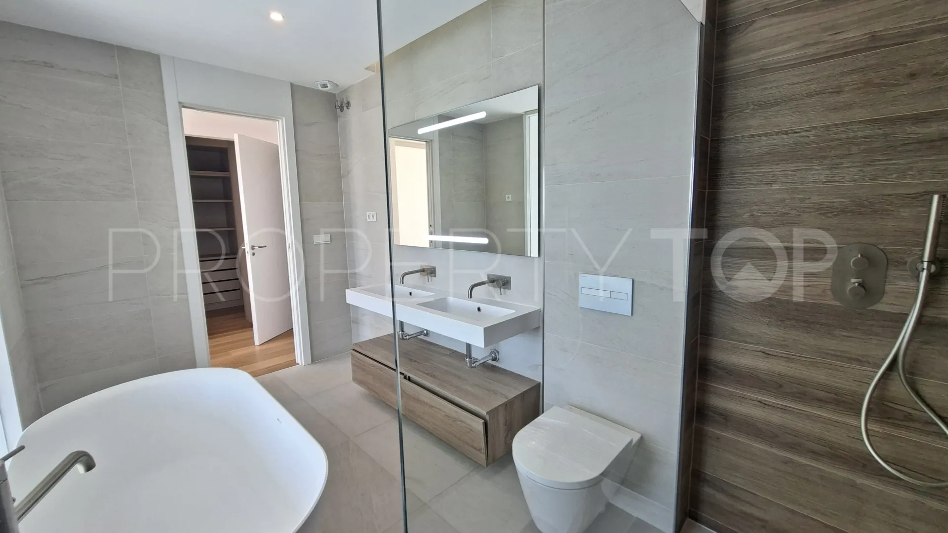 For sale Rio Real town house
