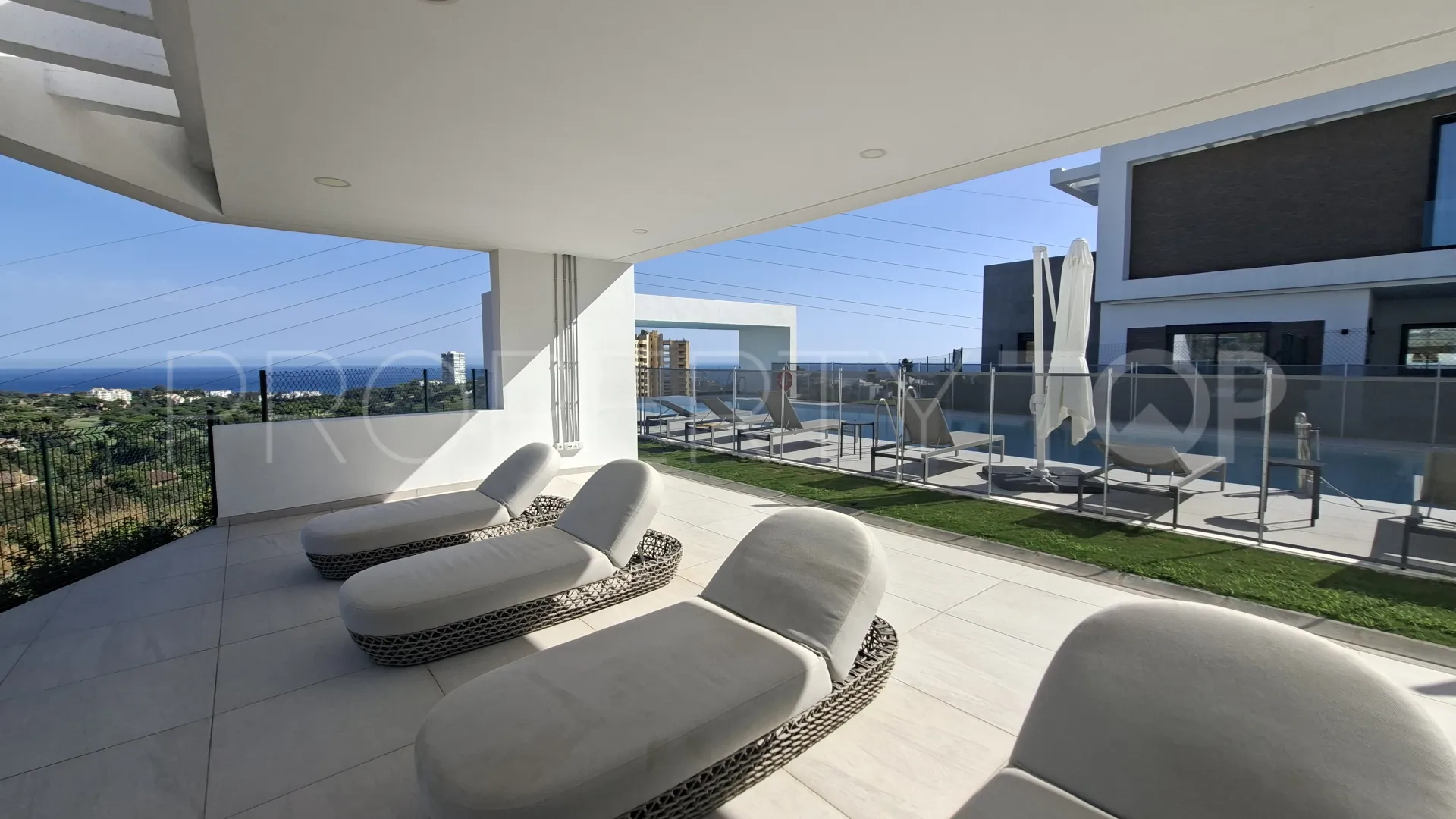 For sale Rio Real town house