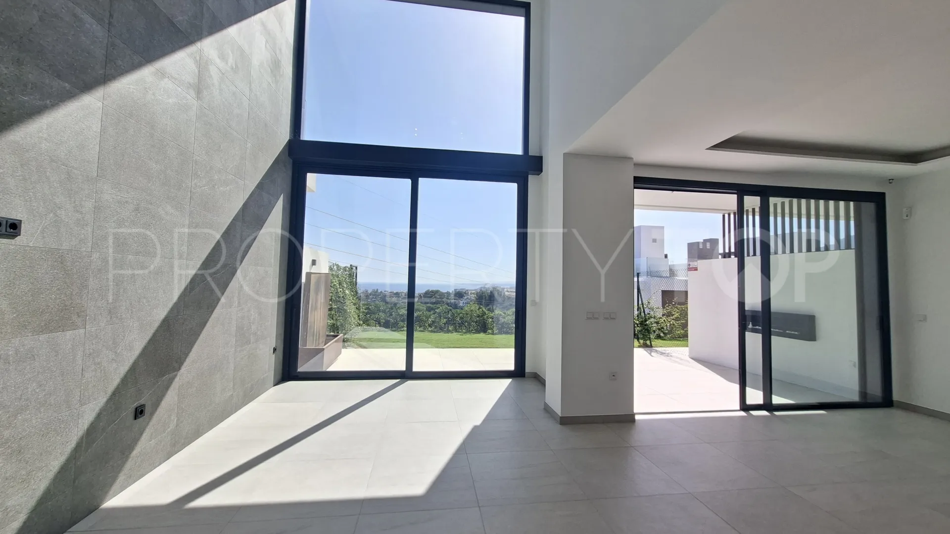 For sale Rio Real town house