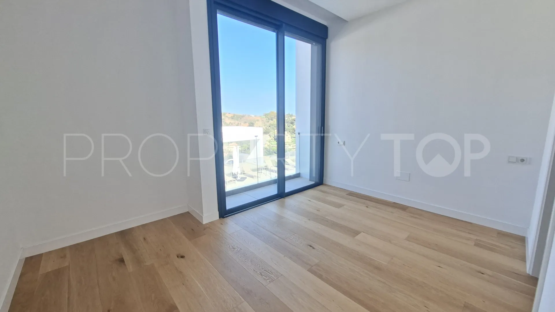 For sale Rio Real town house