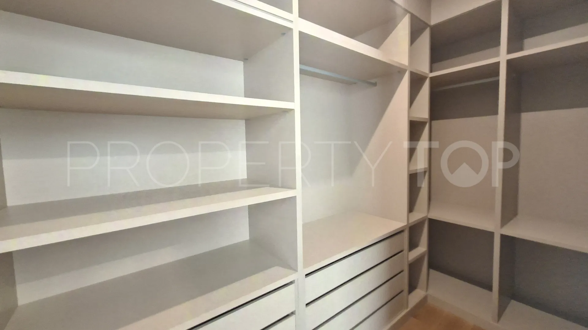For sale Rio Real town house