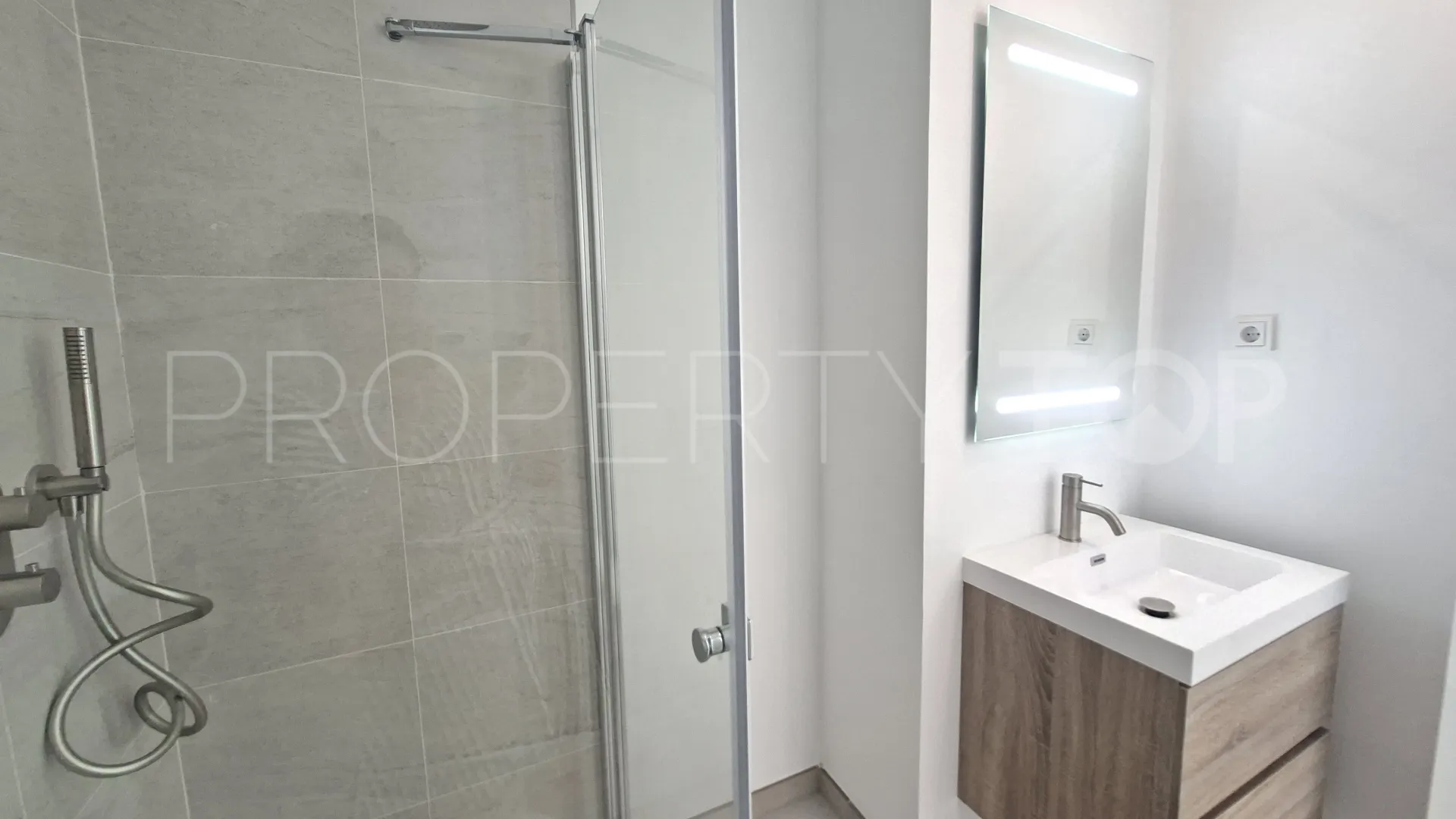 For sale Rio Real town house