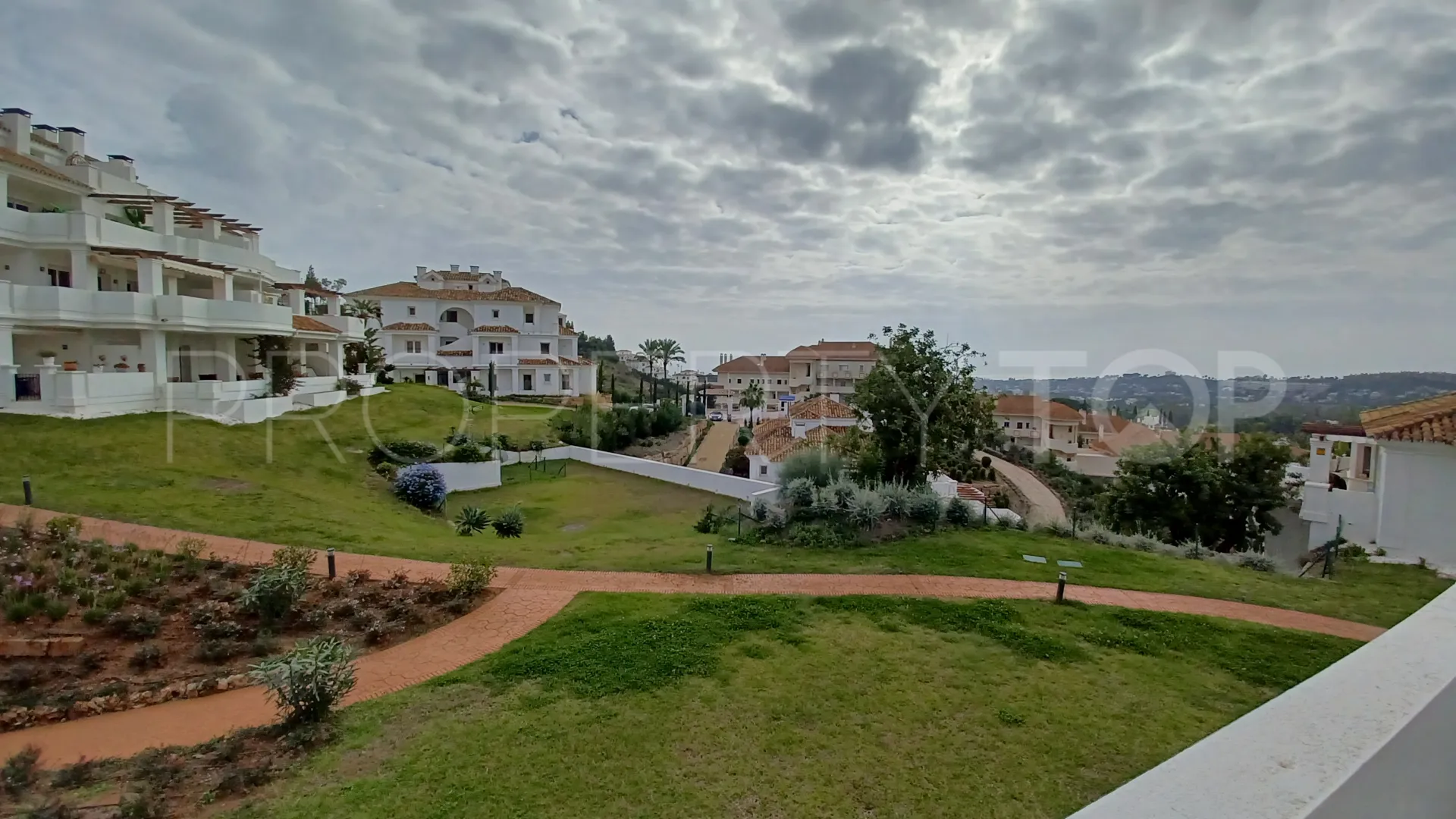 Apartamento en venta en Aloha