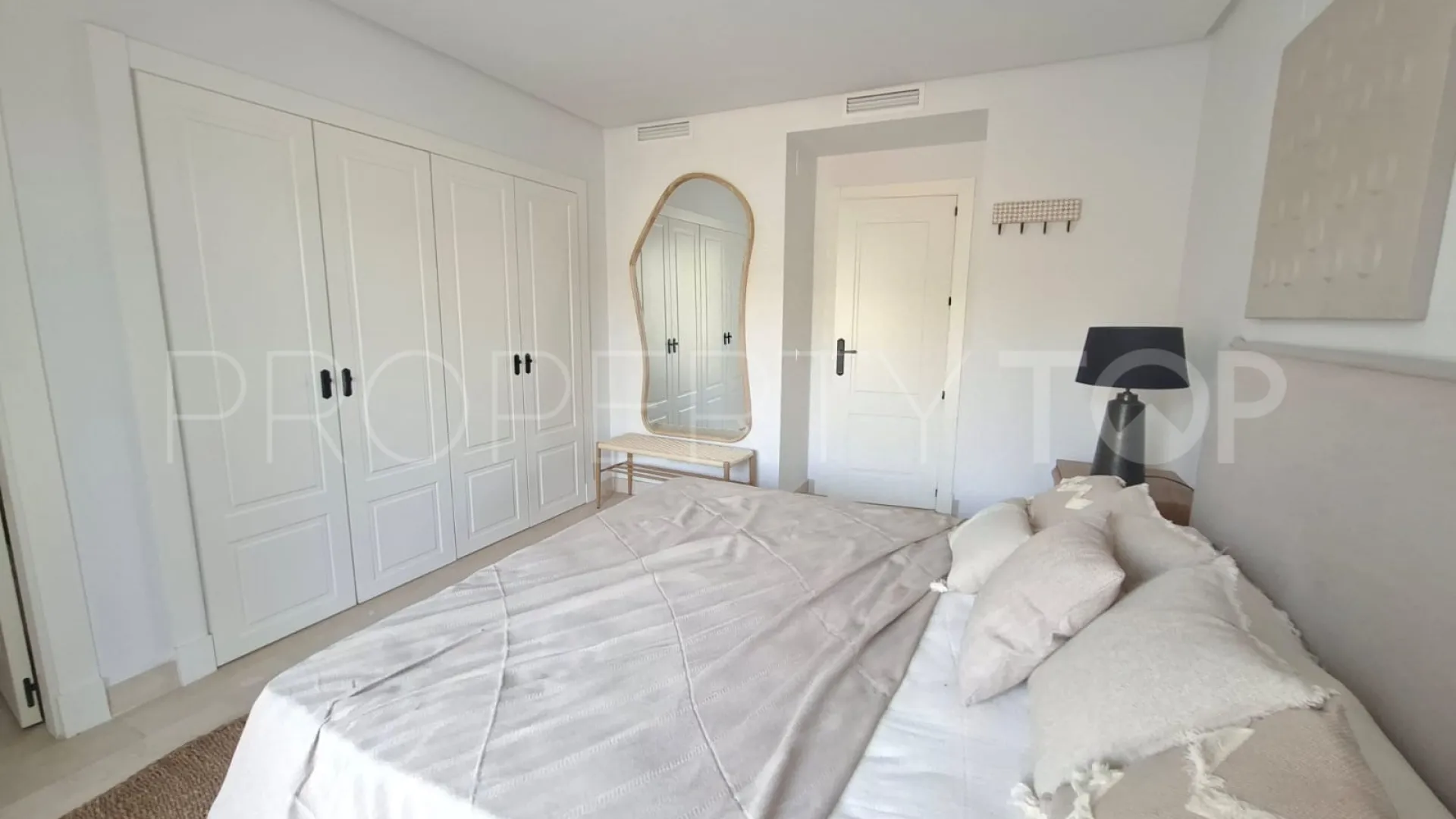 Apartamento en venta en Aloha