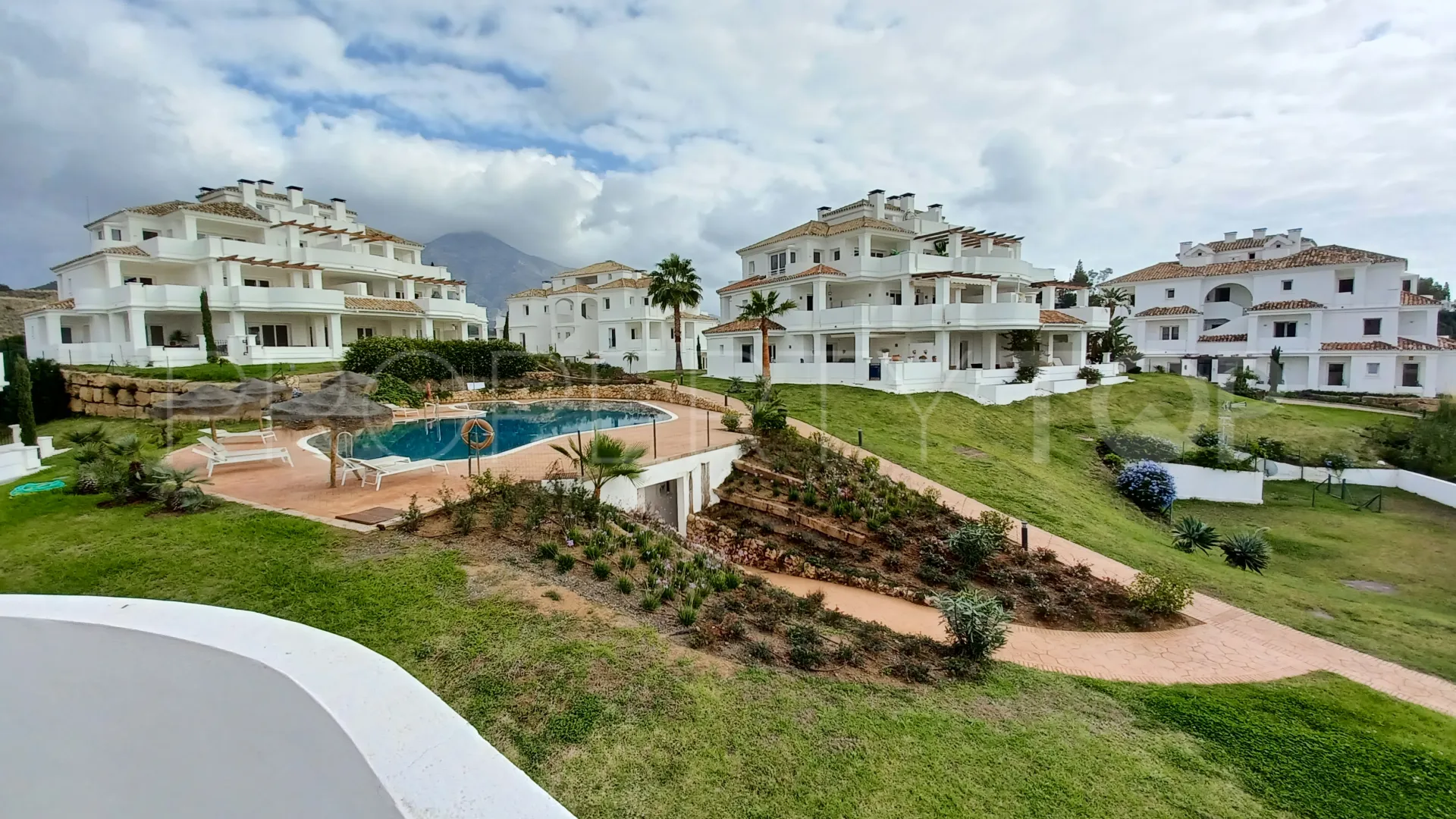 Apartamento en venta en Aloha