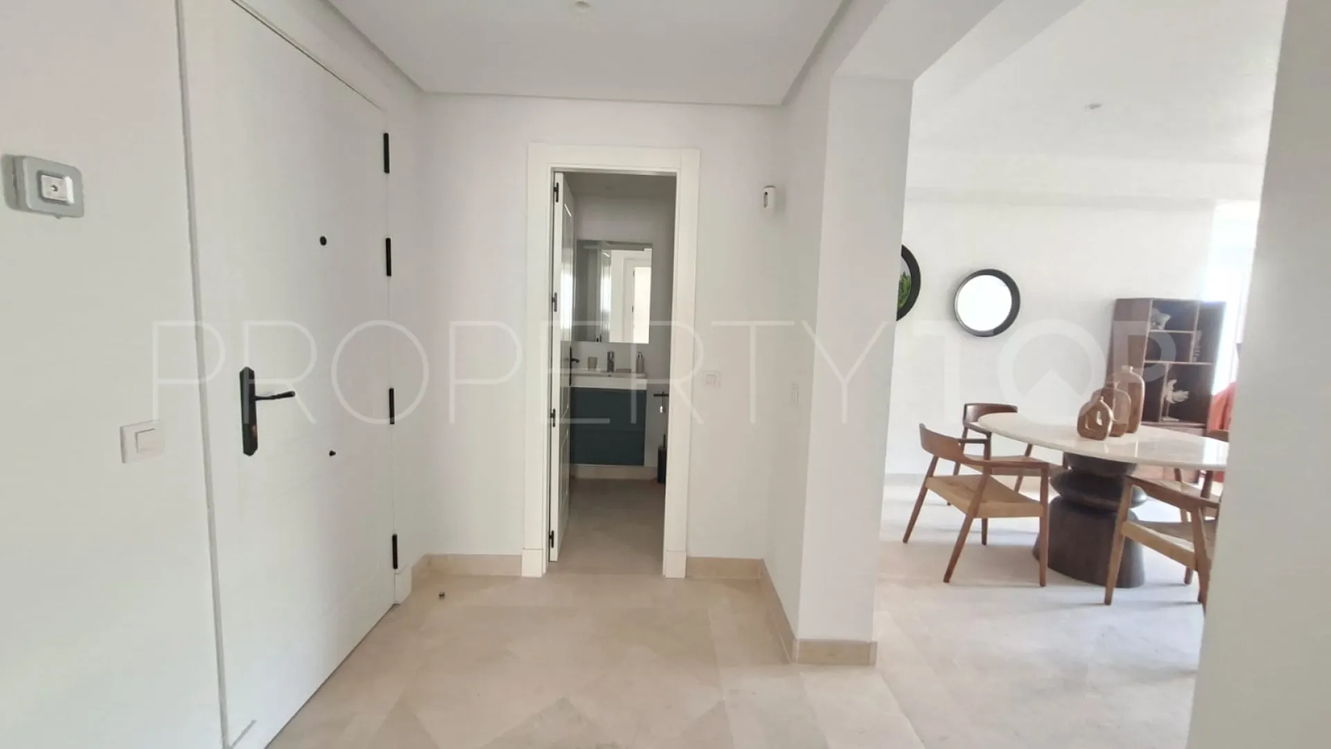 Apartamento en venta en Aloha