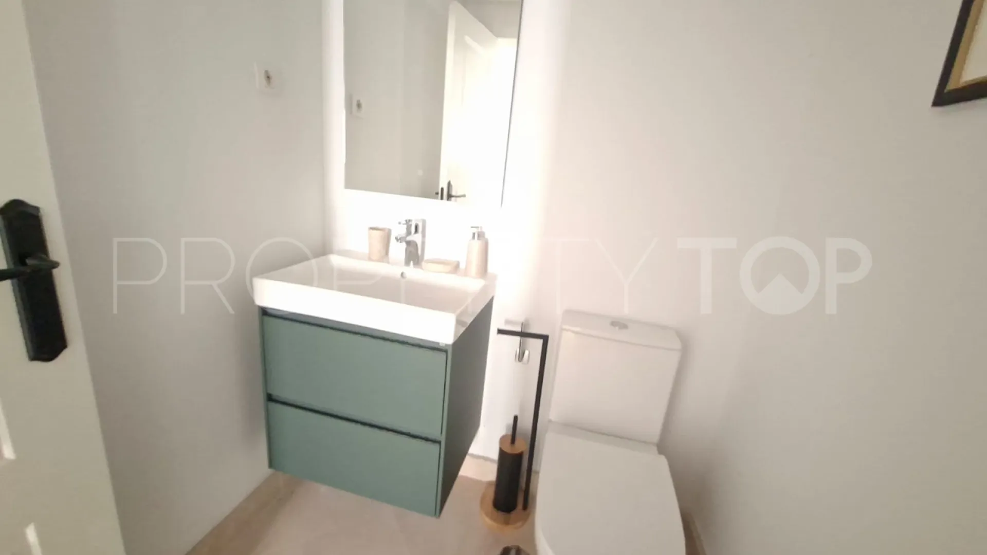 Apartamento en venta en Aloha