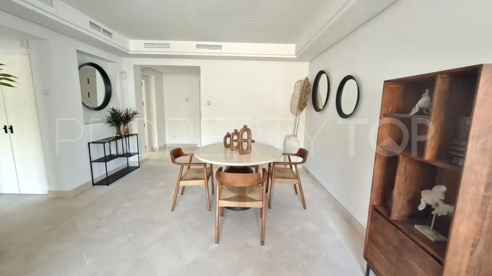 Apartamento en venta en Aloha
