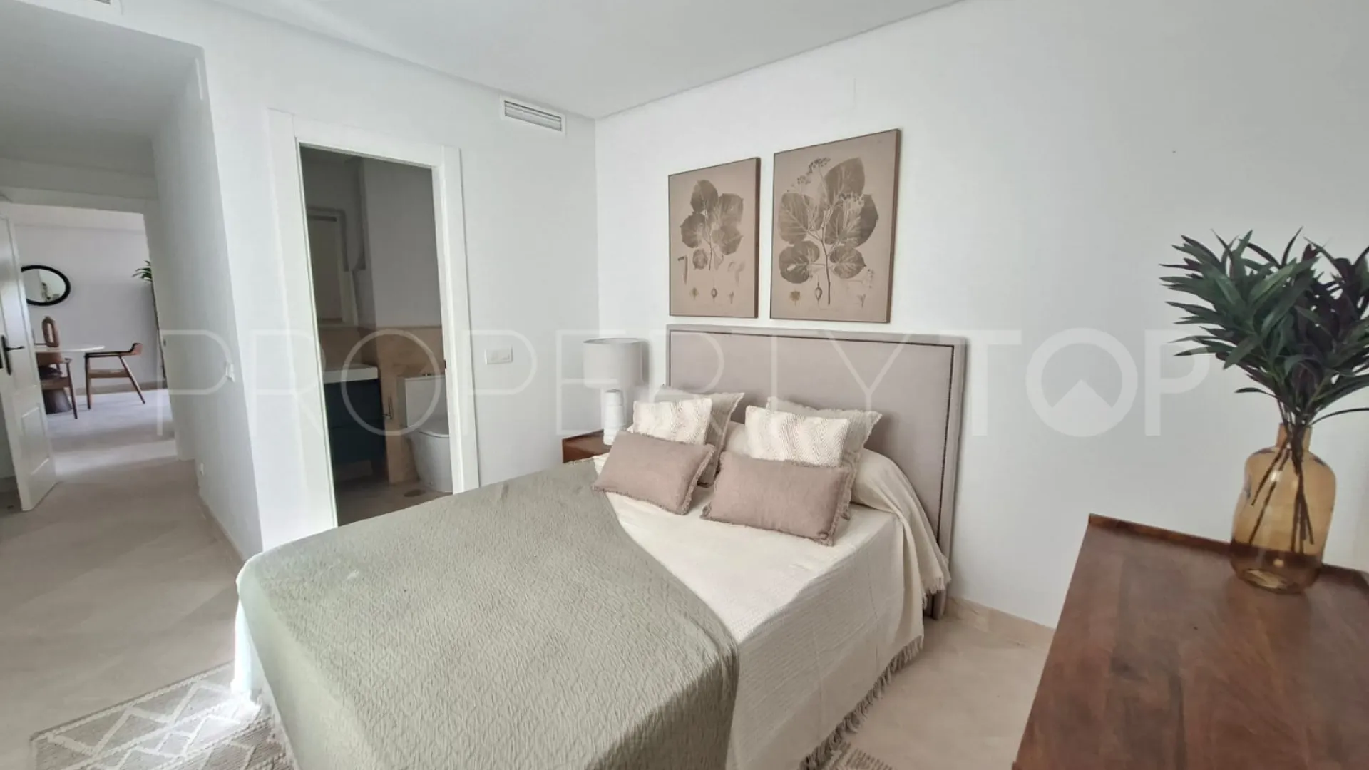 Apartamento en venta en Aloha