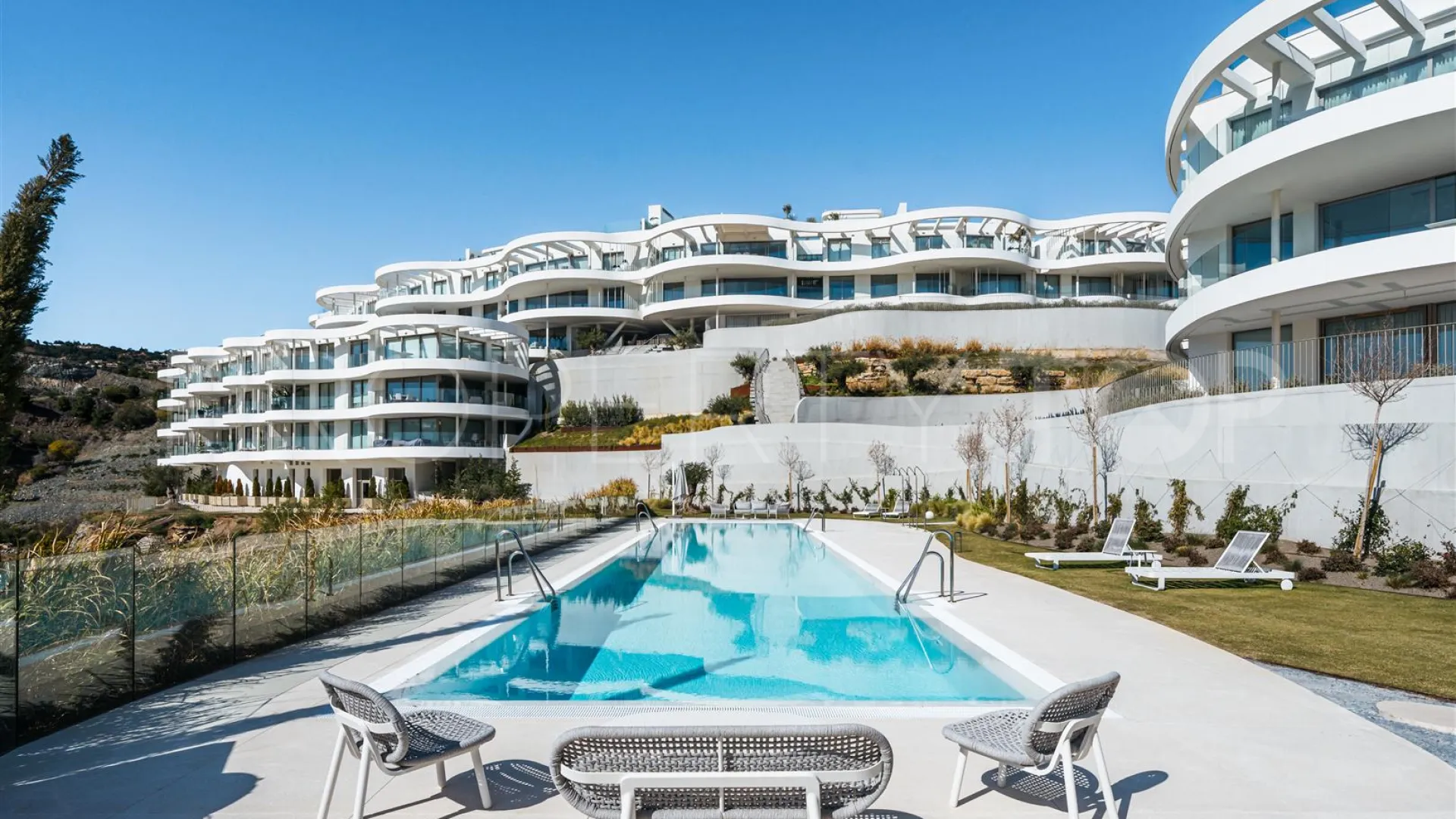 The View Marbella, apartamento planta baja en venta