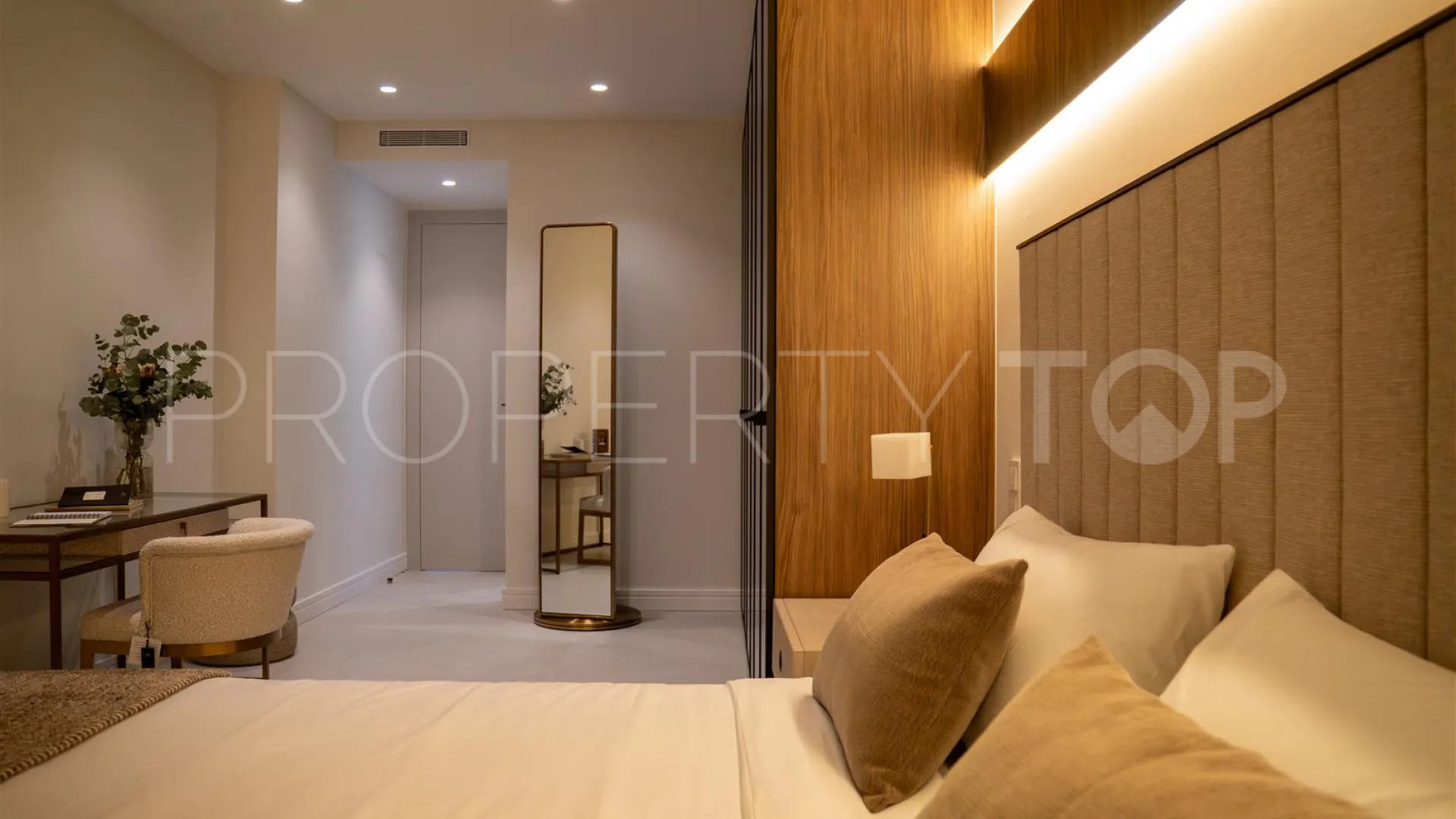 3 bedrooms New Golden Mile apartment for sale