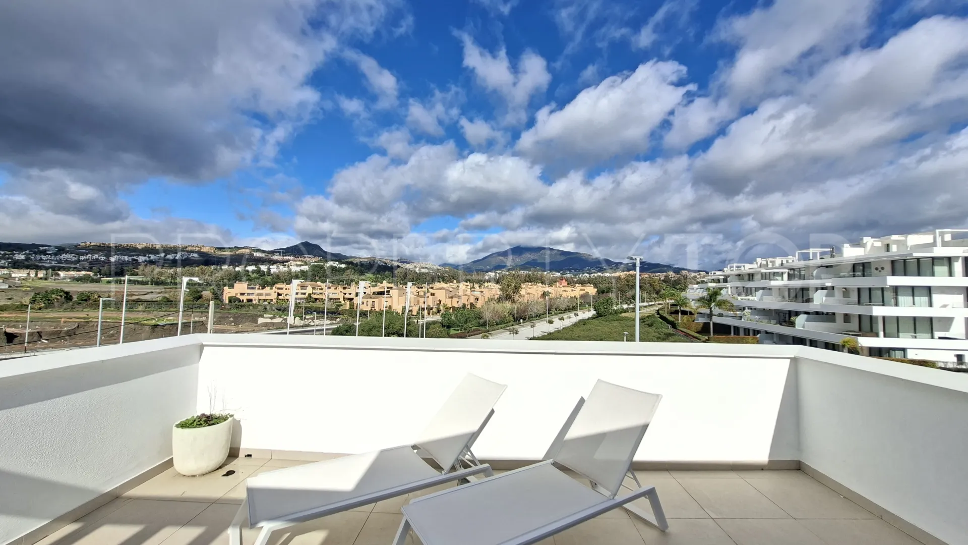 Buy El Campanario 3 bedrooms chalet