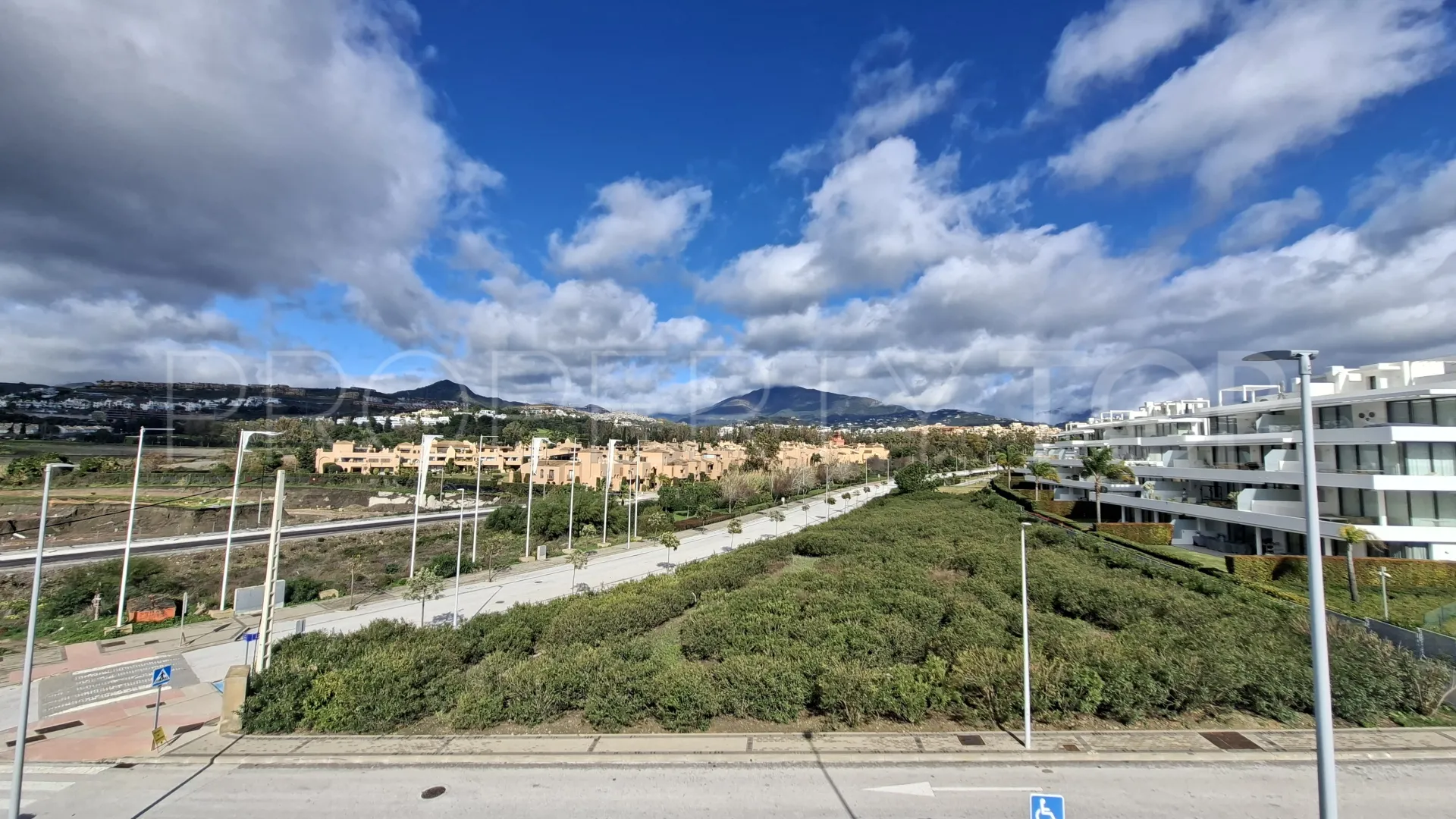 Buy El Campanario 3 bedrooms chalet
