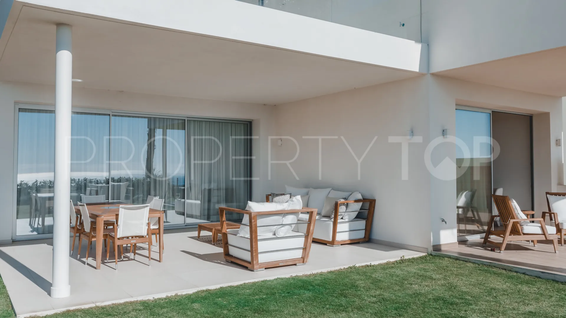 Apartamento en venta con 4 dormitorios en Marbella Club Hills