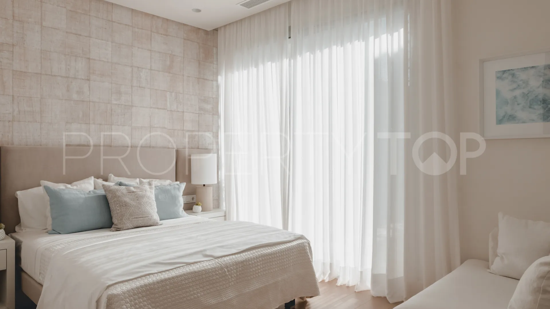 Apartamento en venta con 4 dormitorios en Marbella Club Hills