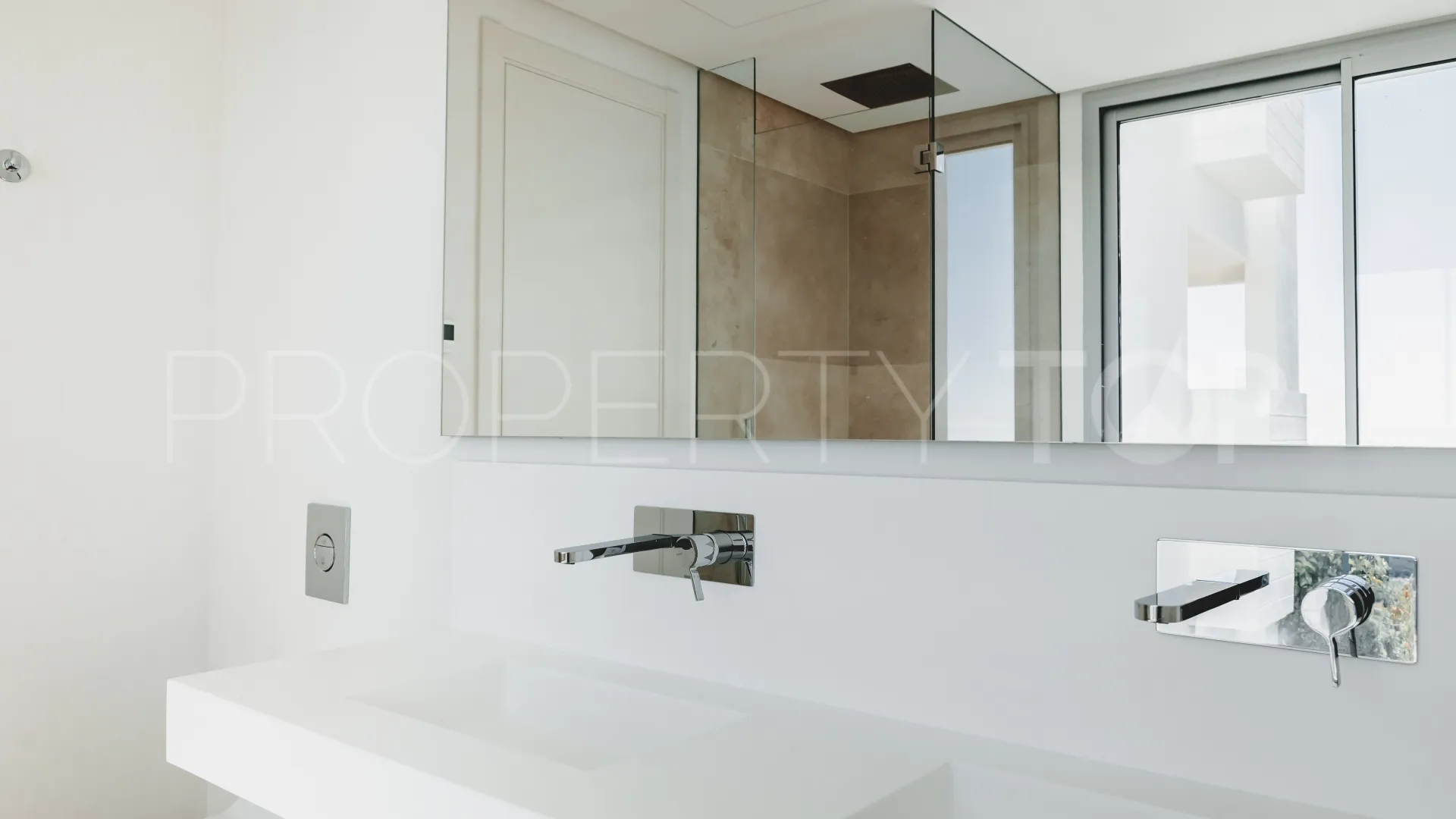 Apartamento en venta con 4 dormitorios en Marbella Club Hills
