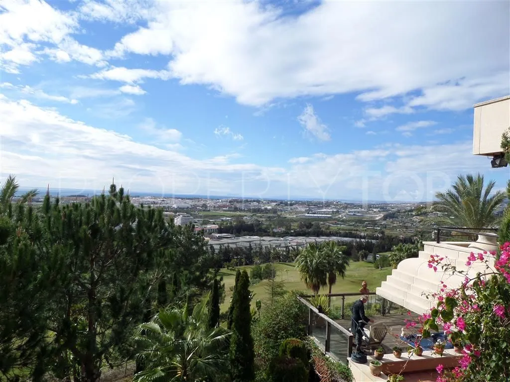 5 bedrooms apartment for sale in Magna Marbella