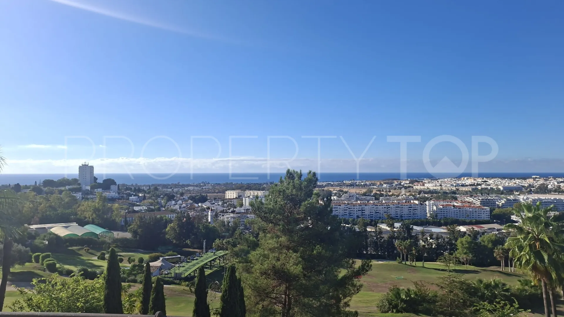 5 bedrooms apartment for sale in Magna Marbella